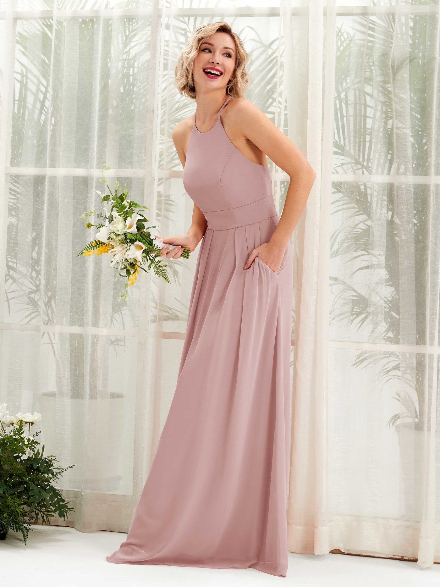 Carlyna Vestido Línea A Cuello Redondo Hasta el Suelo Bolsillos Dama de Honor Rosa Polvorienta #color_rosa-polvorienta