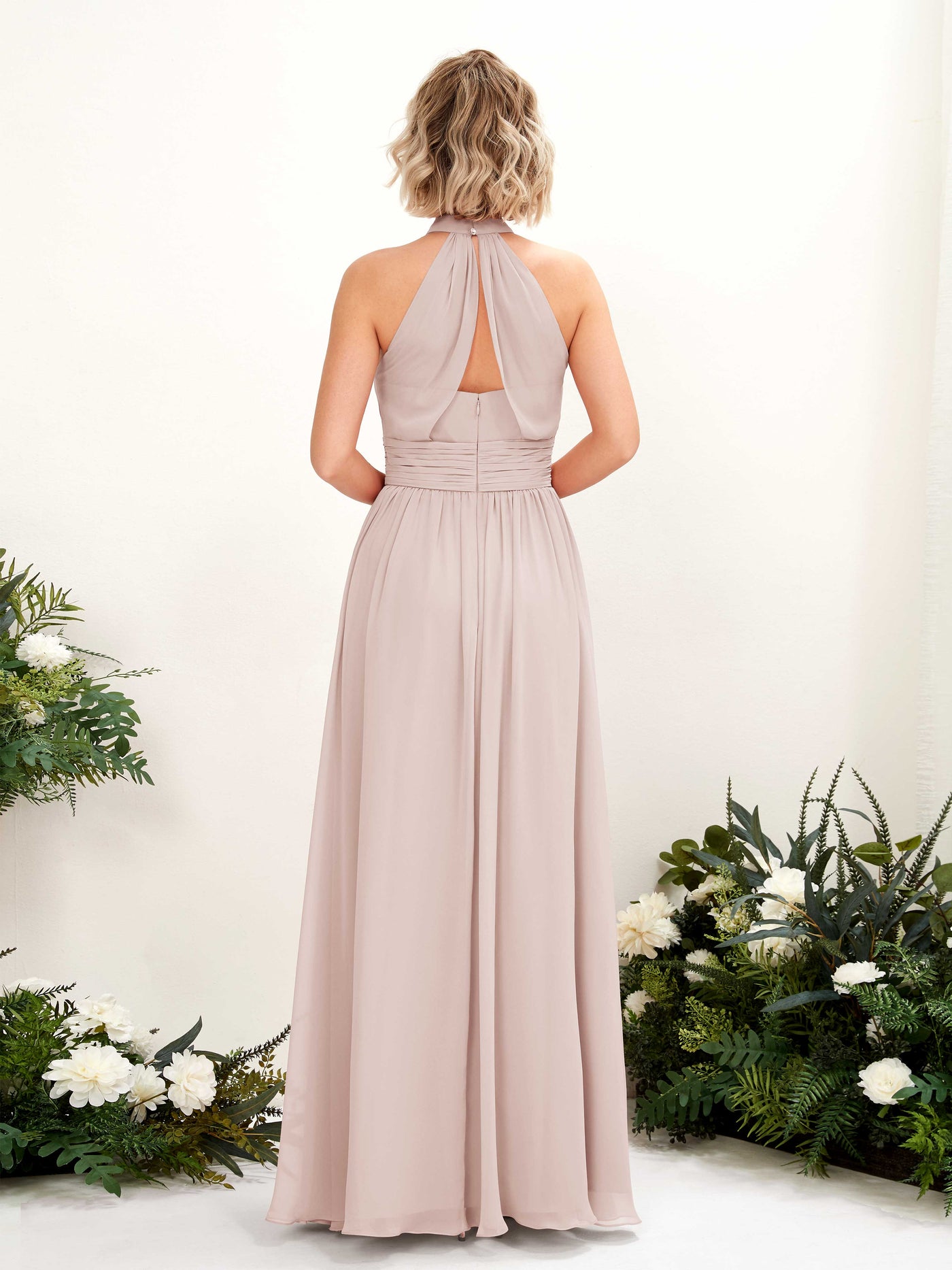 Carlyna Vestido Línea A Cuello Redondo Hasta el Suelo Dama de Honor Biscotti #color_biscotti