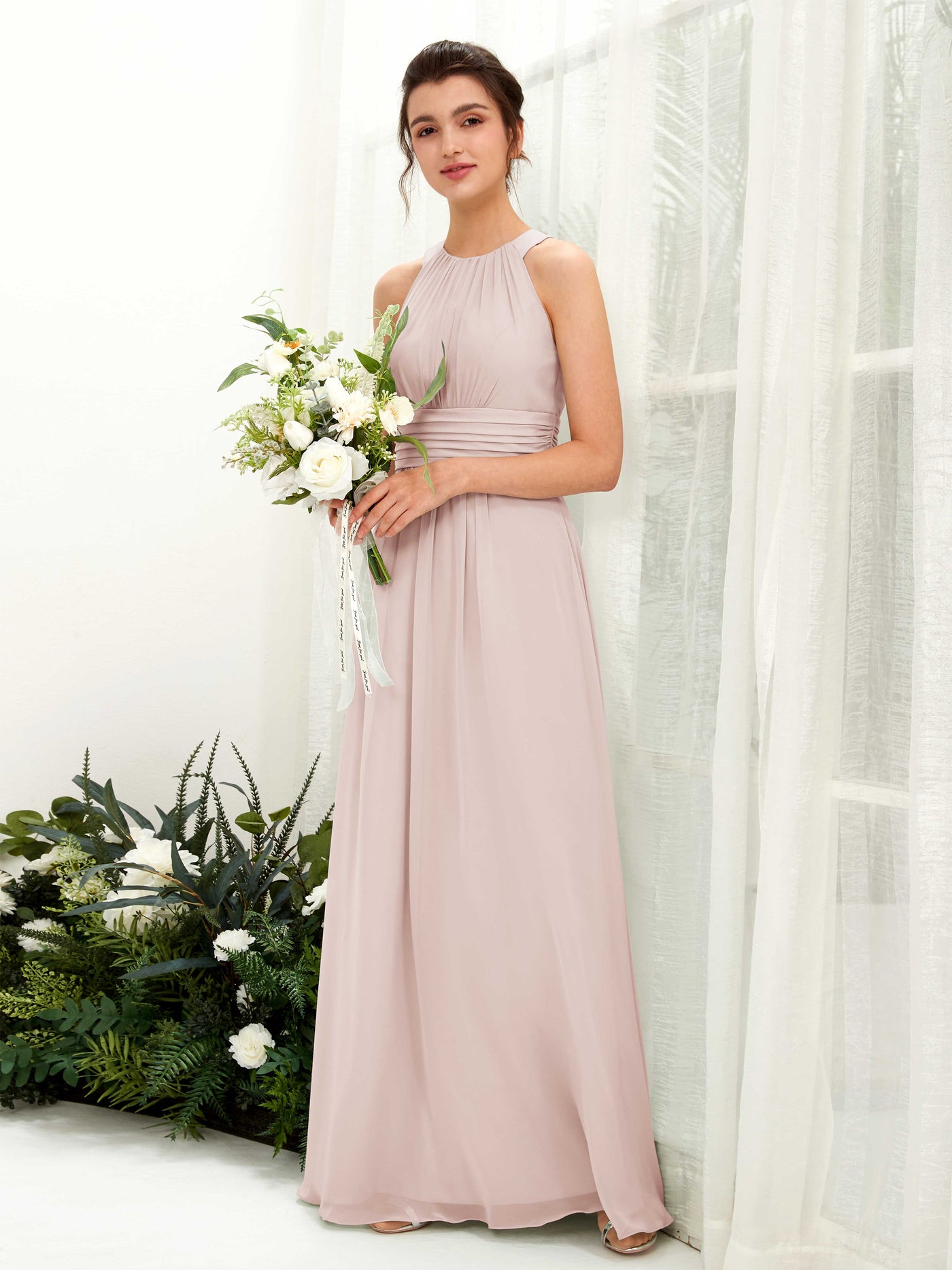 Carlyna Vestido línea A cuello redondo hasta el suelo fruncido dama de honor Biscotti #color_biscotti
