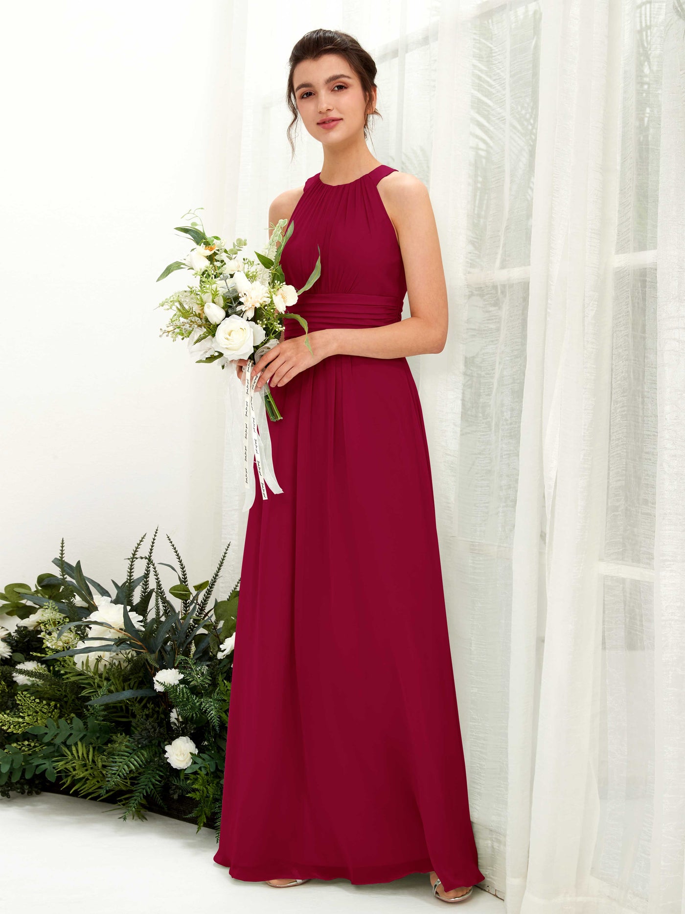 Carlyna Vestido línea A cuello redondo hasta el suelo fruncido dama de honor Rojo Bufón #color_rojo-buf-n