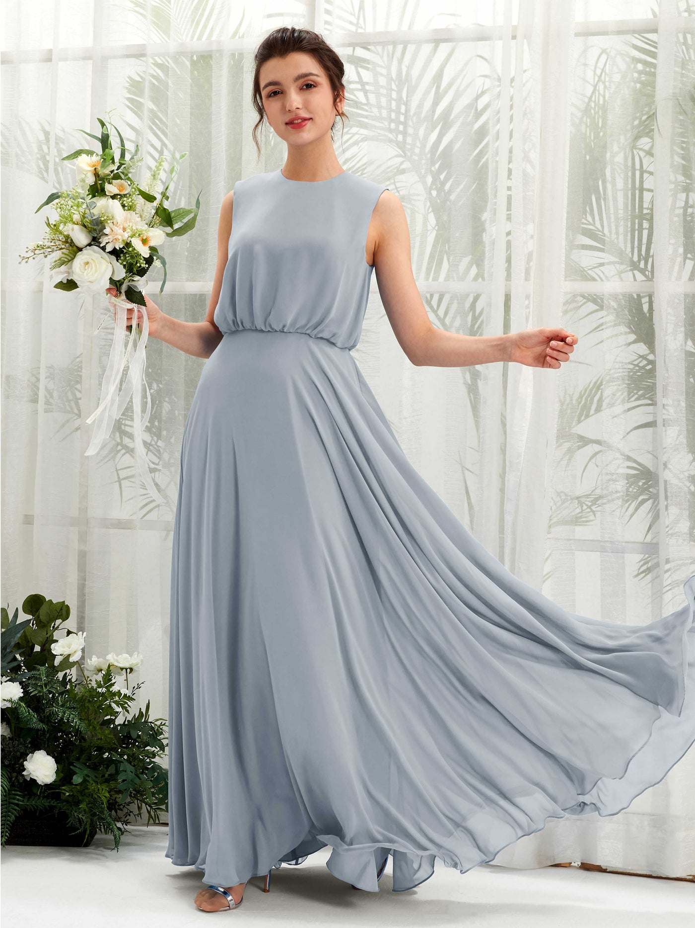Carlyna Vestido línea A cuello redondo hasta el suelo gasa dama de honor Azul Empolvado Mejorado #color_azul-empolvado-mejorado
