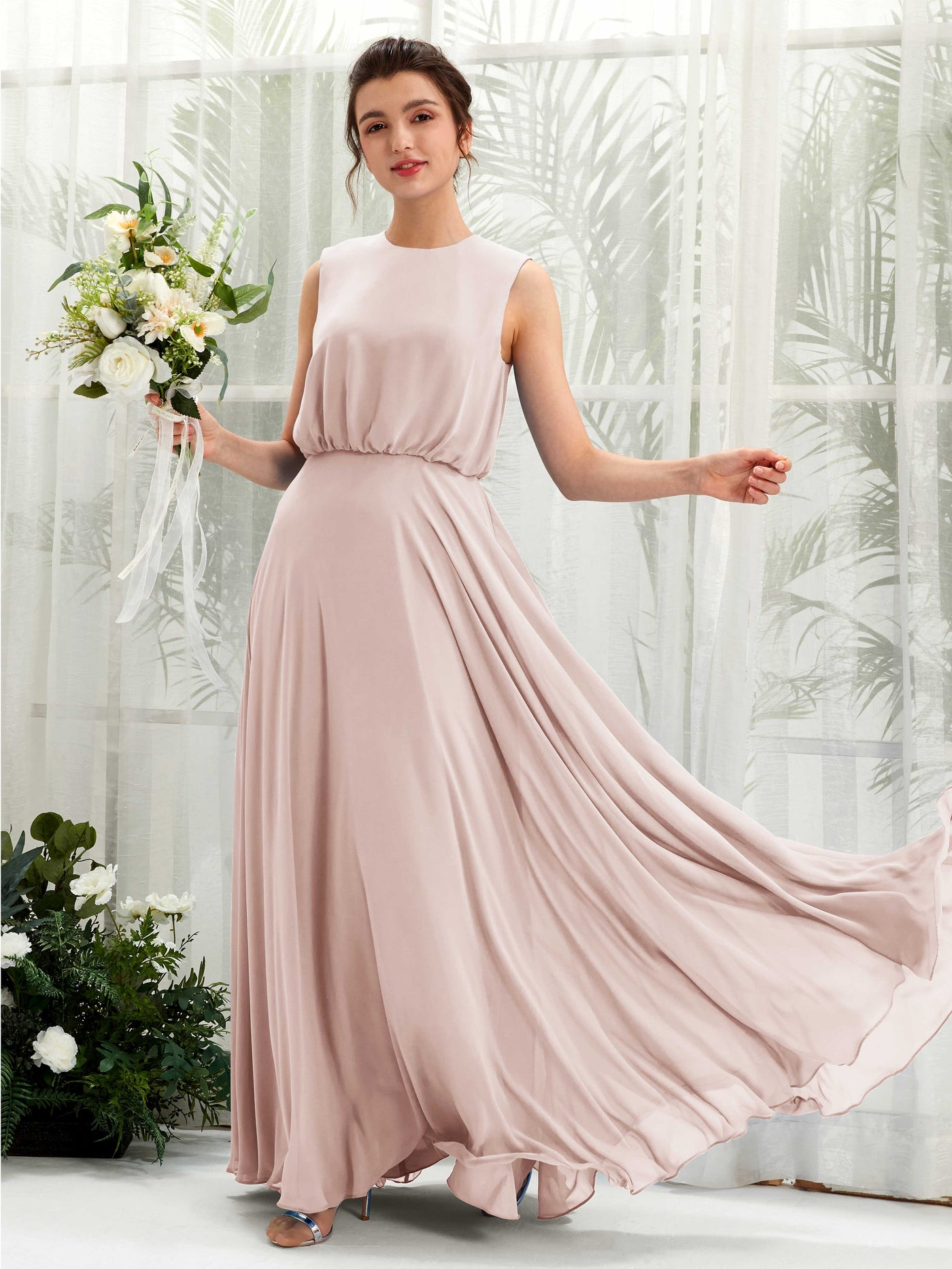 Carlyna Vestido línea A cuello redondo hasta el suelo gasa dama de honor Biscotti #color_biscotti