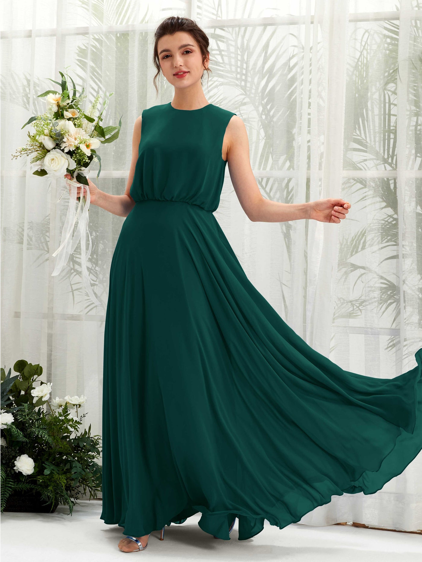 Carlyna Vestido línea A cuello redondo hasta el suelo gasa dama de honor Esmeralda Oscuro #color_esmeralda-oscuro