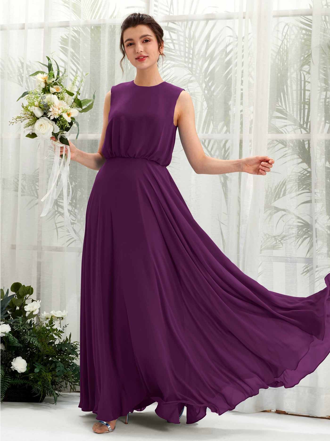 Carlyna Vestido línea A cuello redondo hasta el suelo gasa dama de honor Uva #color_uva