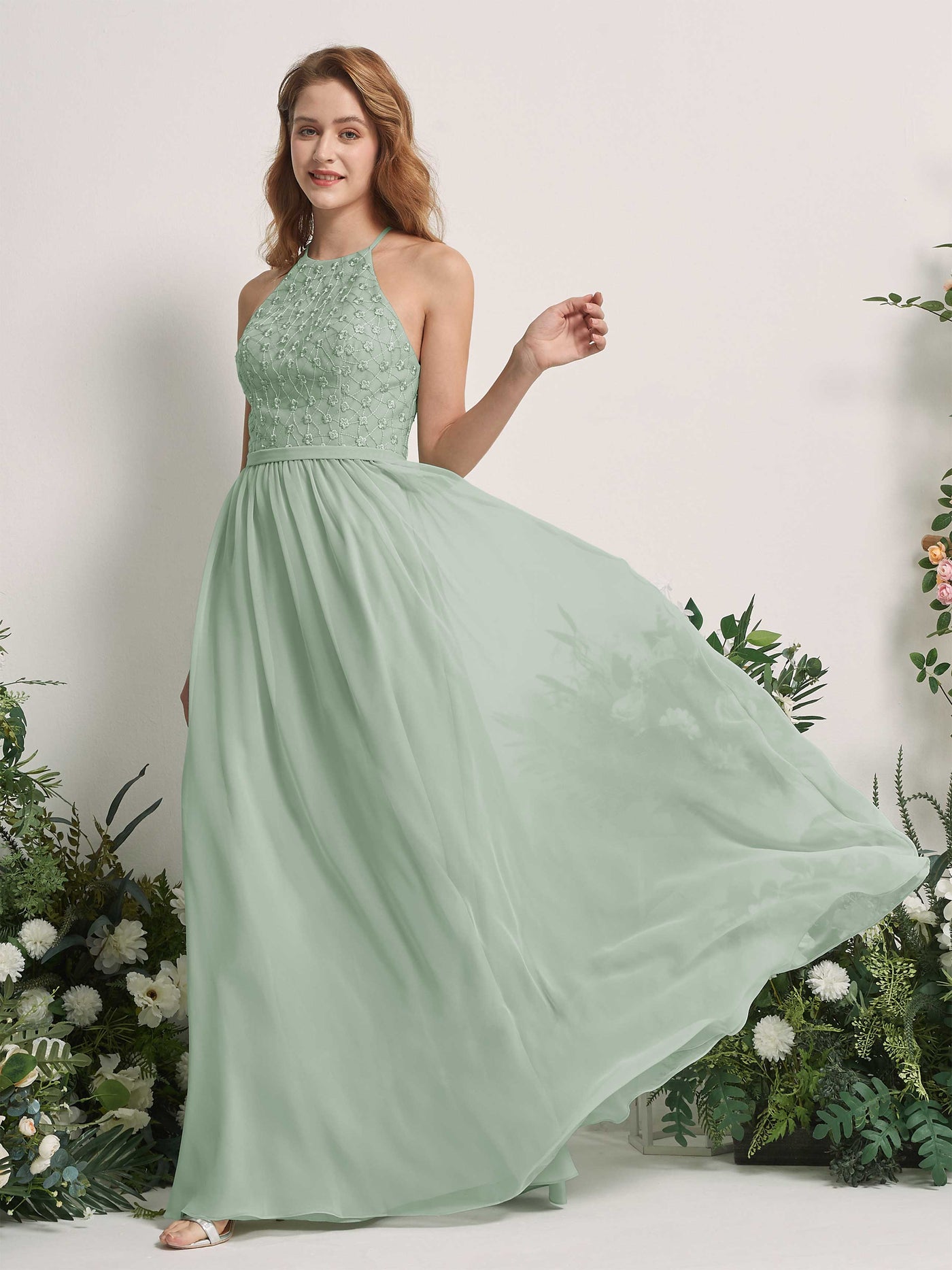 Carlyna Vestido línea A cuello redondo hasta el suelo vestidos de dama de honor Verde Salvia #color_verde-salvia