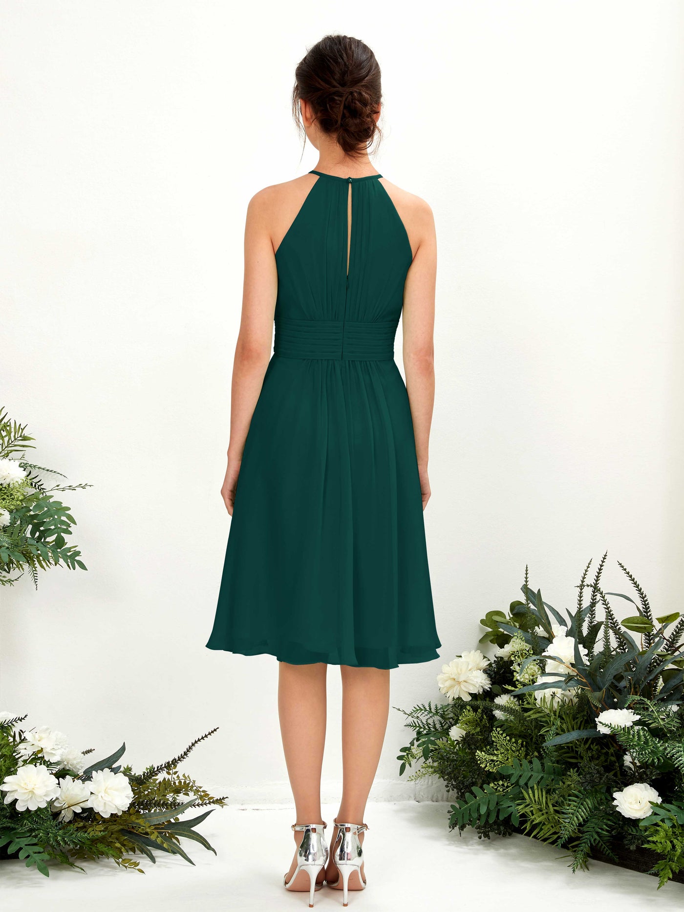 Carlyna Vestido línea A cuello redondo hasta la rodilla gasa dama de honor Esmeralda Oscuro #color_esmeralda-oscuro
