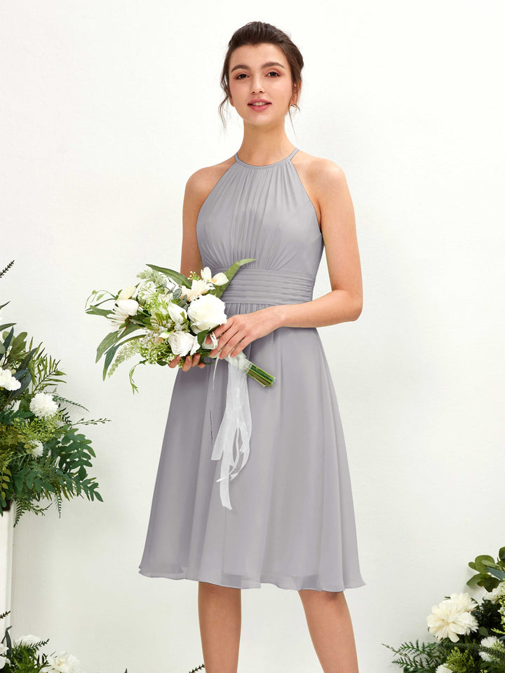 Carlyna Vestido línea A cuello redondo hasta la rodilla gasa dama de honor Gris Paloma 