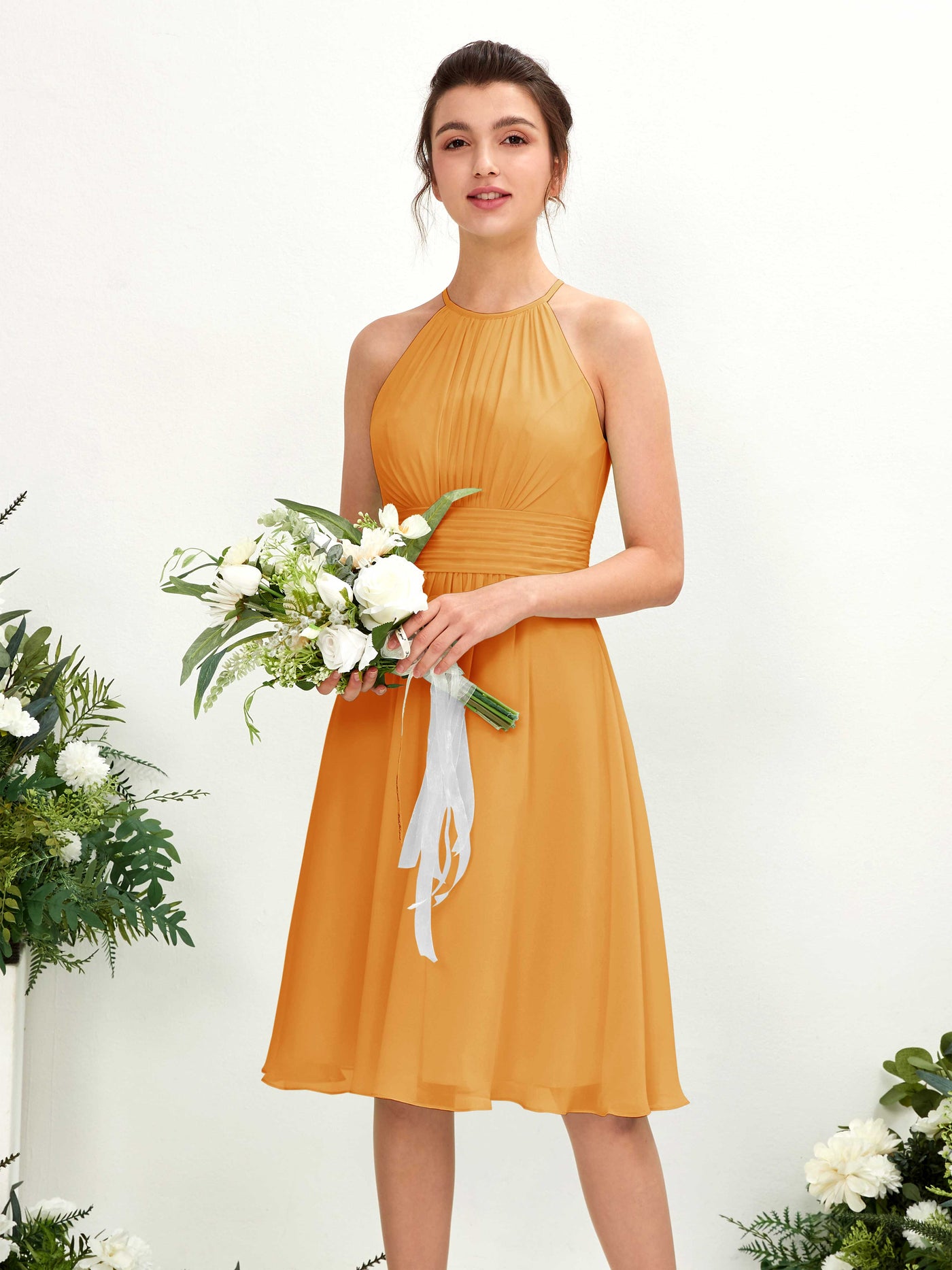 Carlyna Vestido línea A cuello redondo hasta la rodilla gasa dama de honor Mango #color_mango