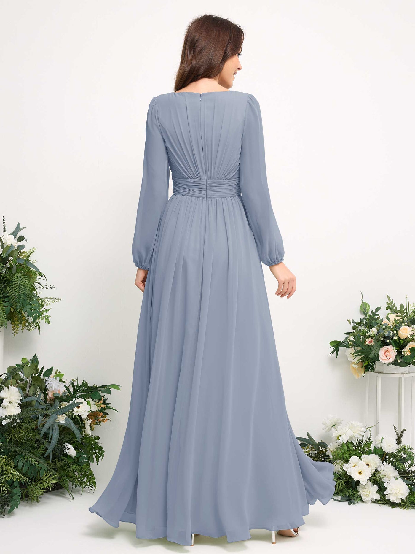 Carlyna Vestido línea A de gasa escote bandeja manga larga para dama de honor Azul Empolvado Mejorado #color_azul-empolvado-mejorado