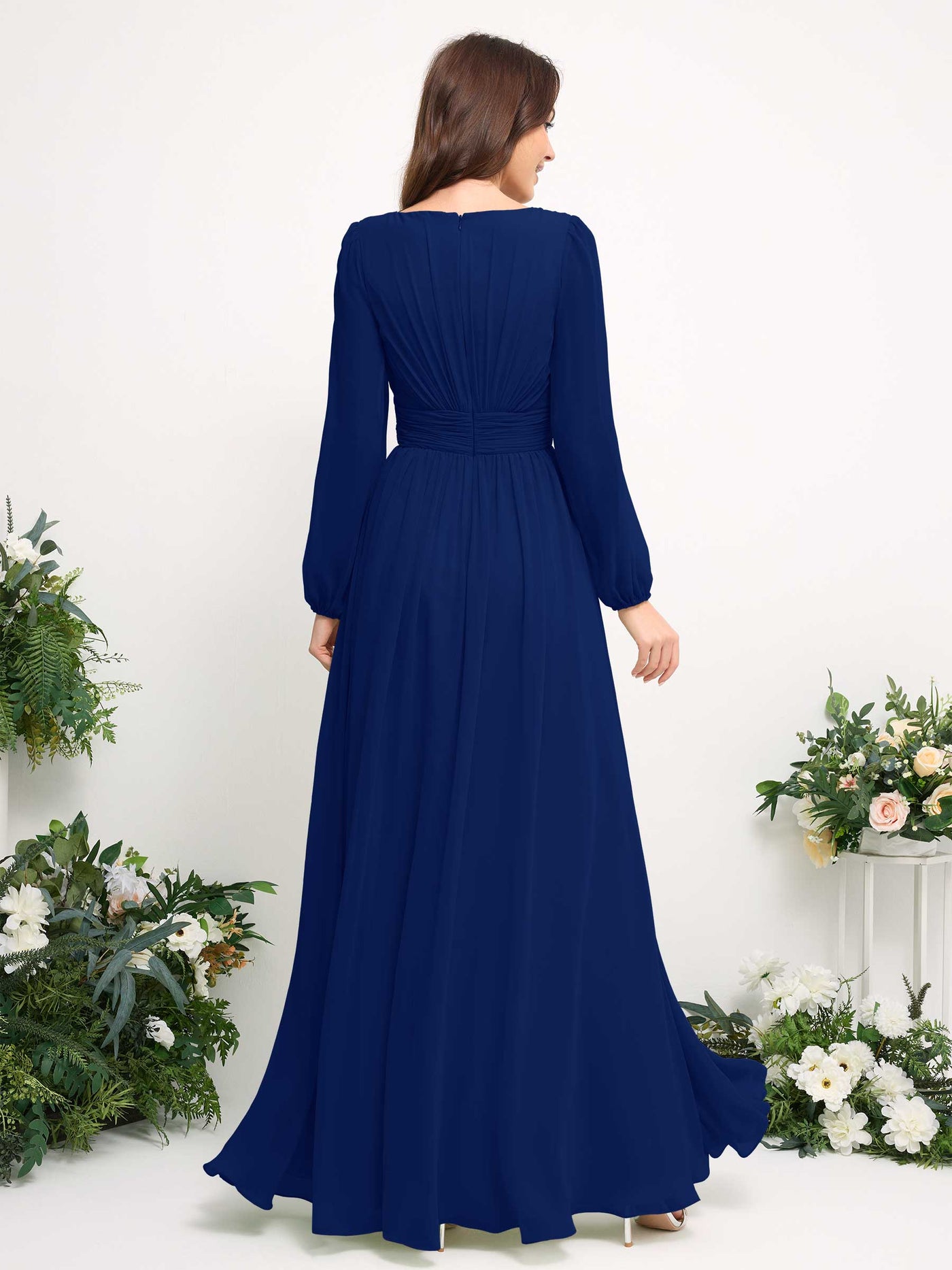 Carlyna Vestido línea A de gasa escote bandeja manga larga para dama de honor Azul Real #color_azul-real