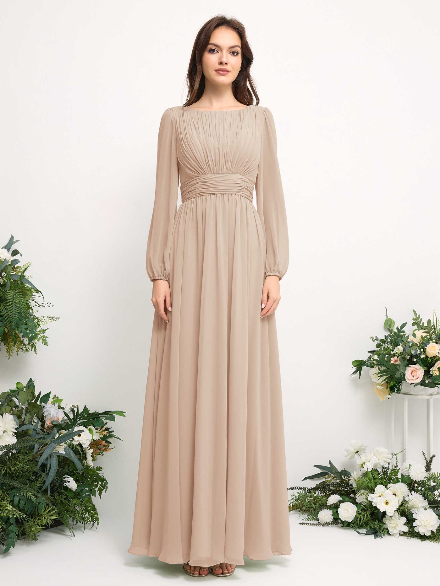 Carlyna Vestido línea A de gasa escote bandeja manga larga para dama de honor Champán #color_champ-n