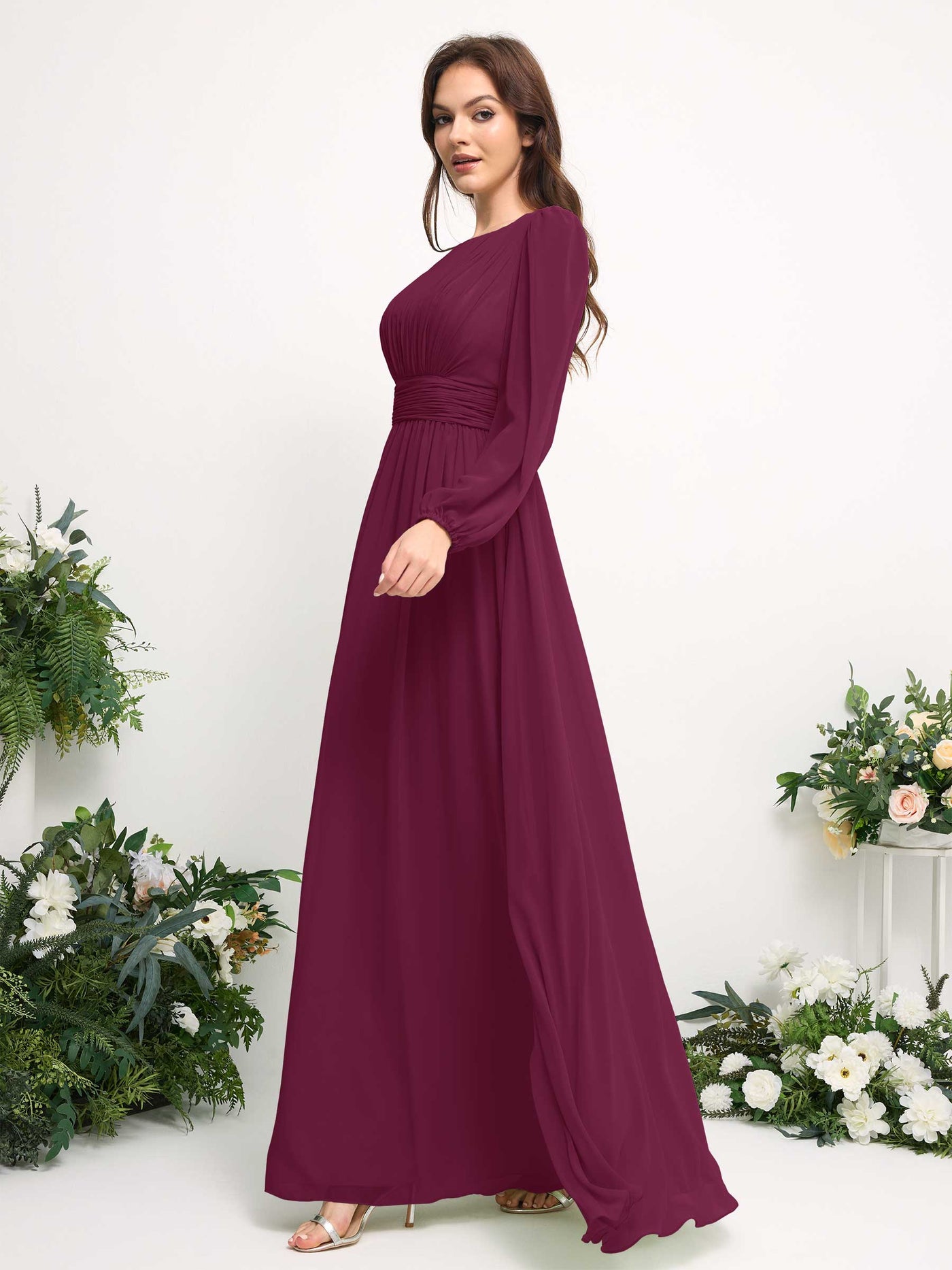 Carlyna Vestido línea A de gasa escote bandeja manga larga para dama de honor Chianti #color_chianti