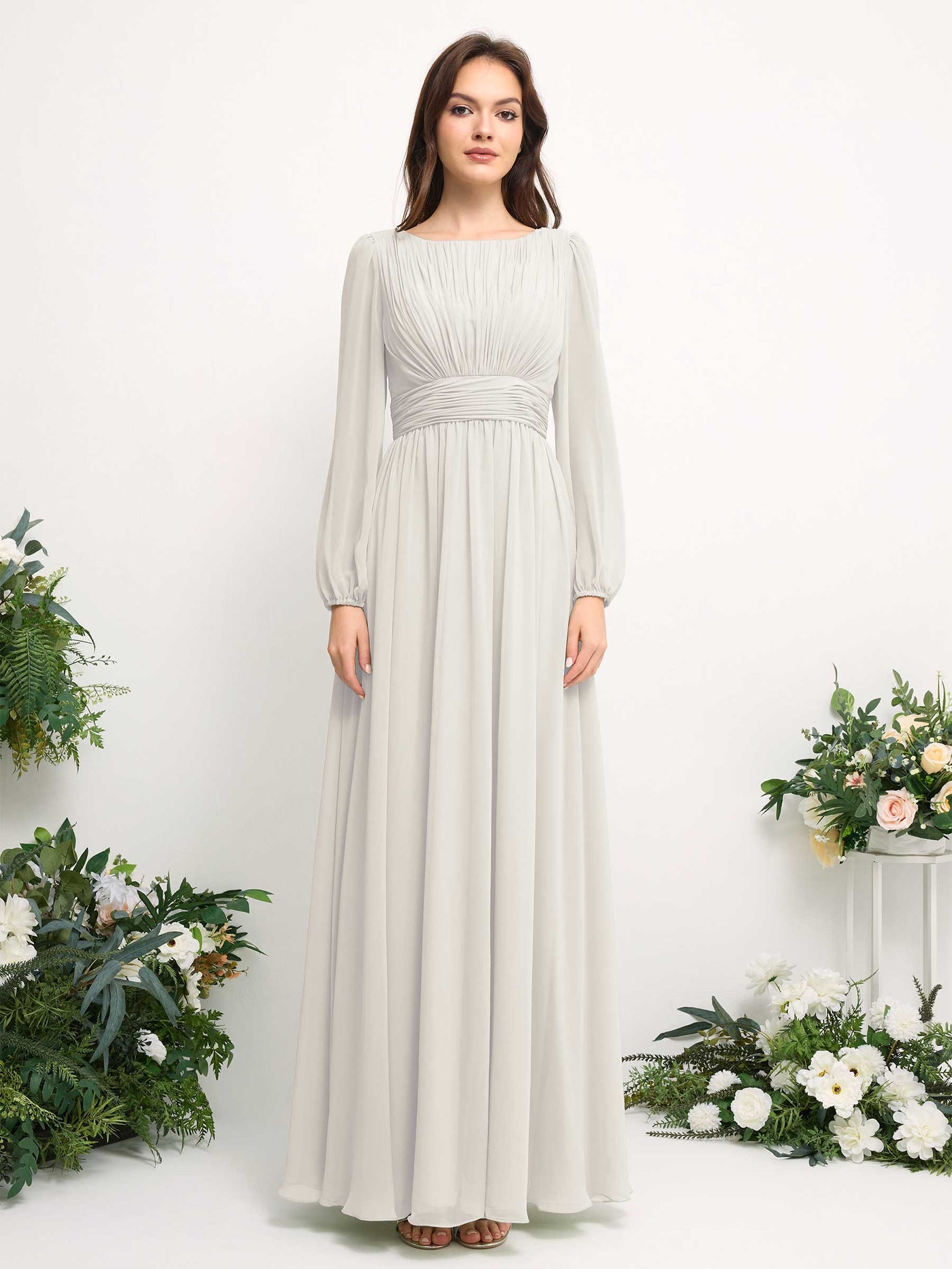 Carlyna Vestido línea A de gasa escote bandeja manga larga para dama de honor Marfil #color_marfil