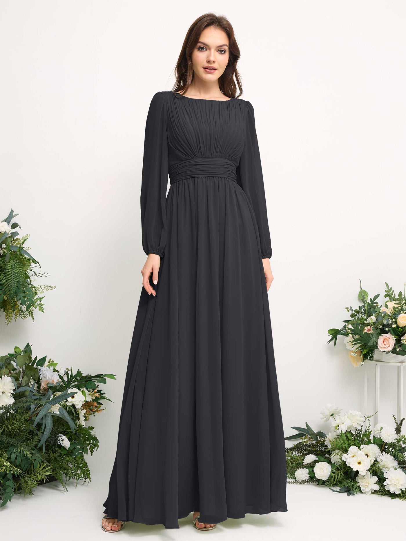 Carlyna Vestido línea A de gasa escote bandeja manga larga para dama de honor Peltre #color_peltre