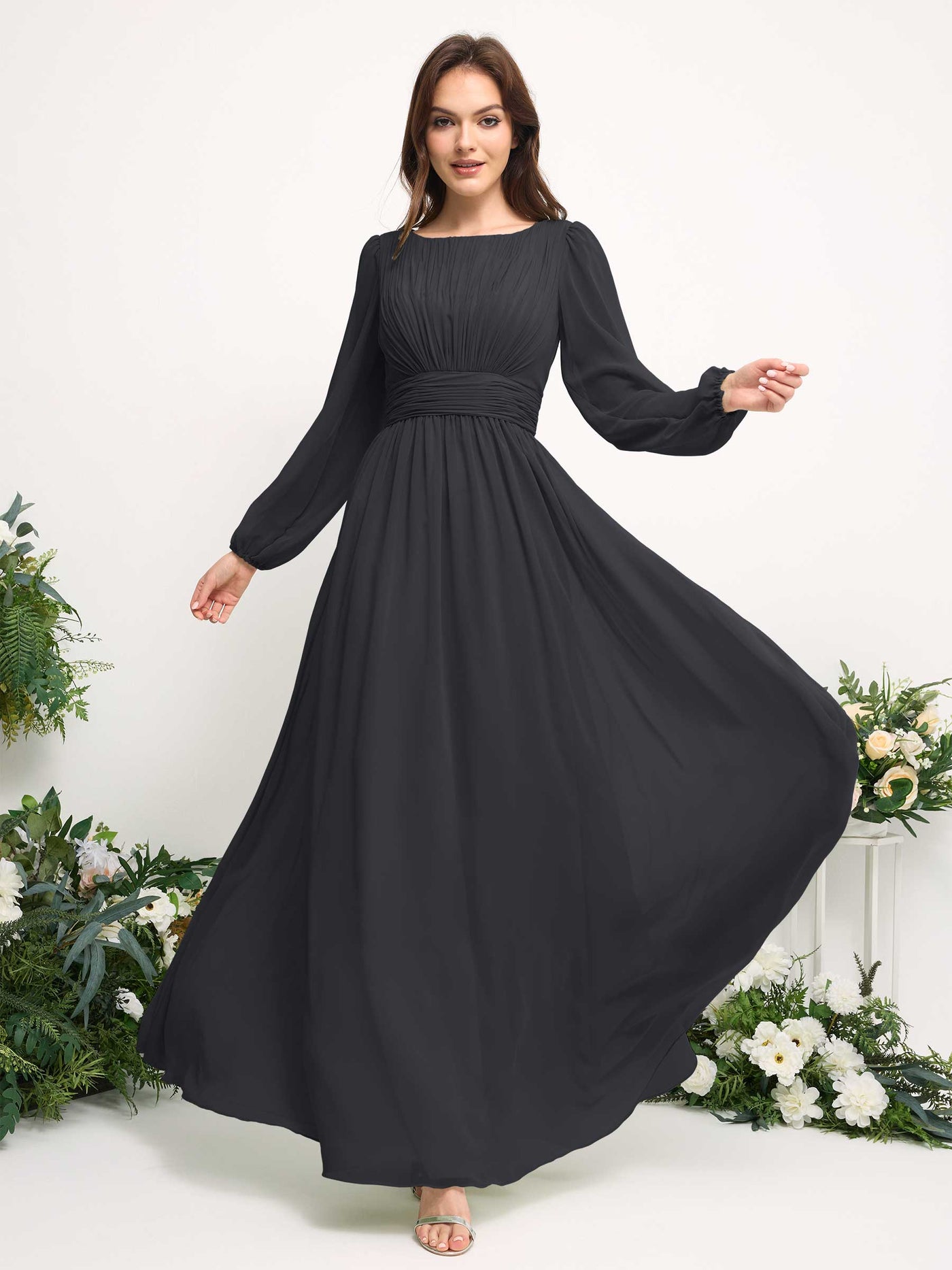 Carlyna Vestido línea A de gasa escote bandeja manga larga para dama de honor Peltre #color_peltre