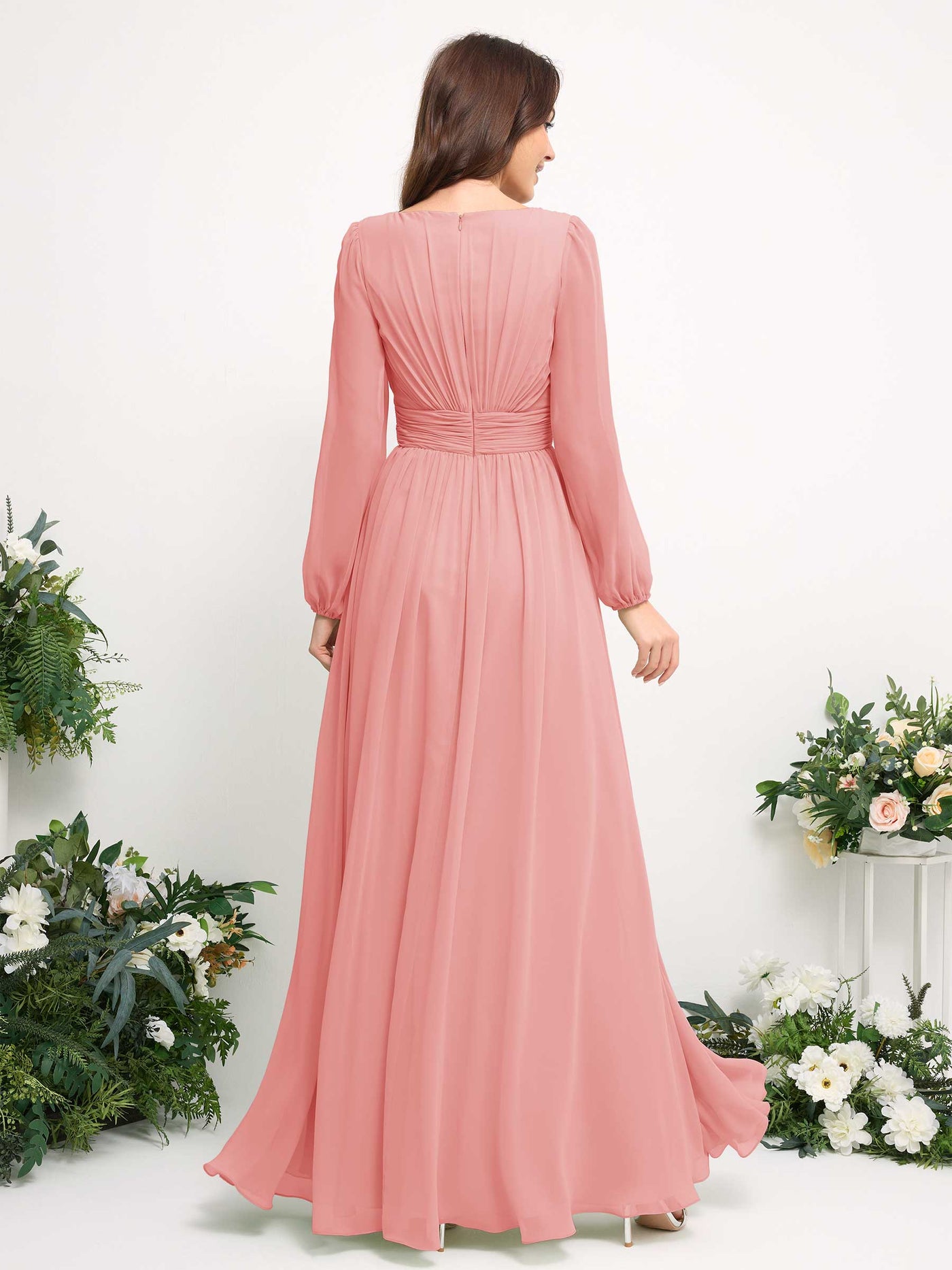 Carlyna Vestido línea A de gasa escote bandeja manga larga para dama de honor Rosa Ballet #color_rosa-ballet