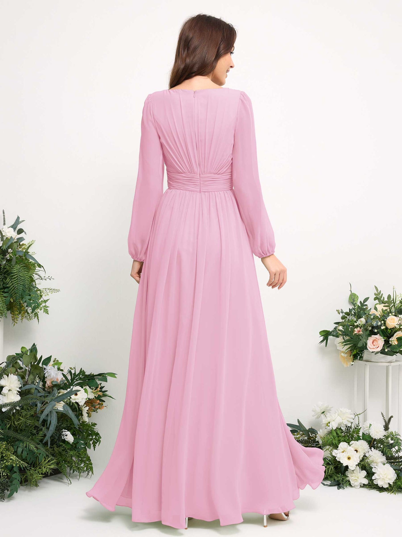 Carlyna Vestido línea A de gasa escote bandeja manga larga para dama de honor Rosa Caramelo #color_rosa-caramelo