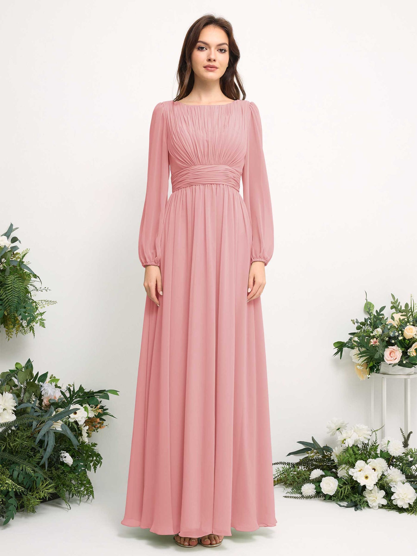 Carlyna Vestido línea A de gasa escote bandeja manga larga para dama de honor Rosa Champán #color_rosa-champ-n