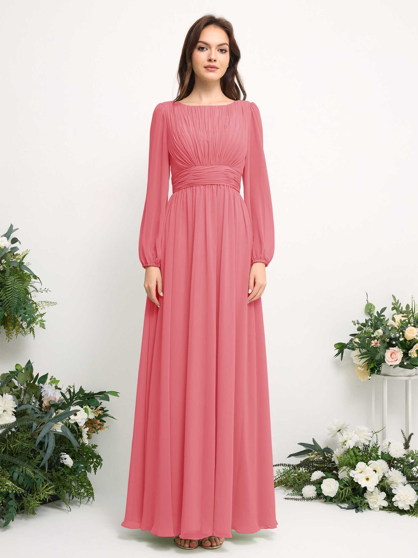 Carlyna Vestido línea A de gasa escote bandeja manga larga para dama de honor Rosa Coral #color_rosa-coral