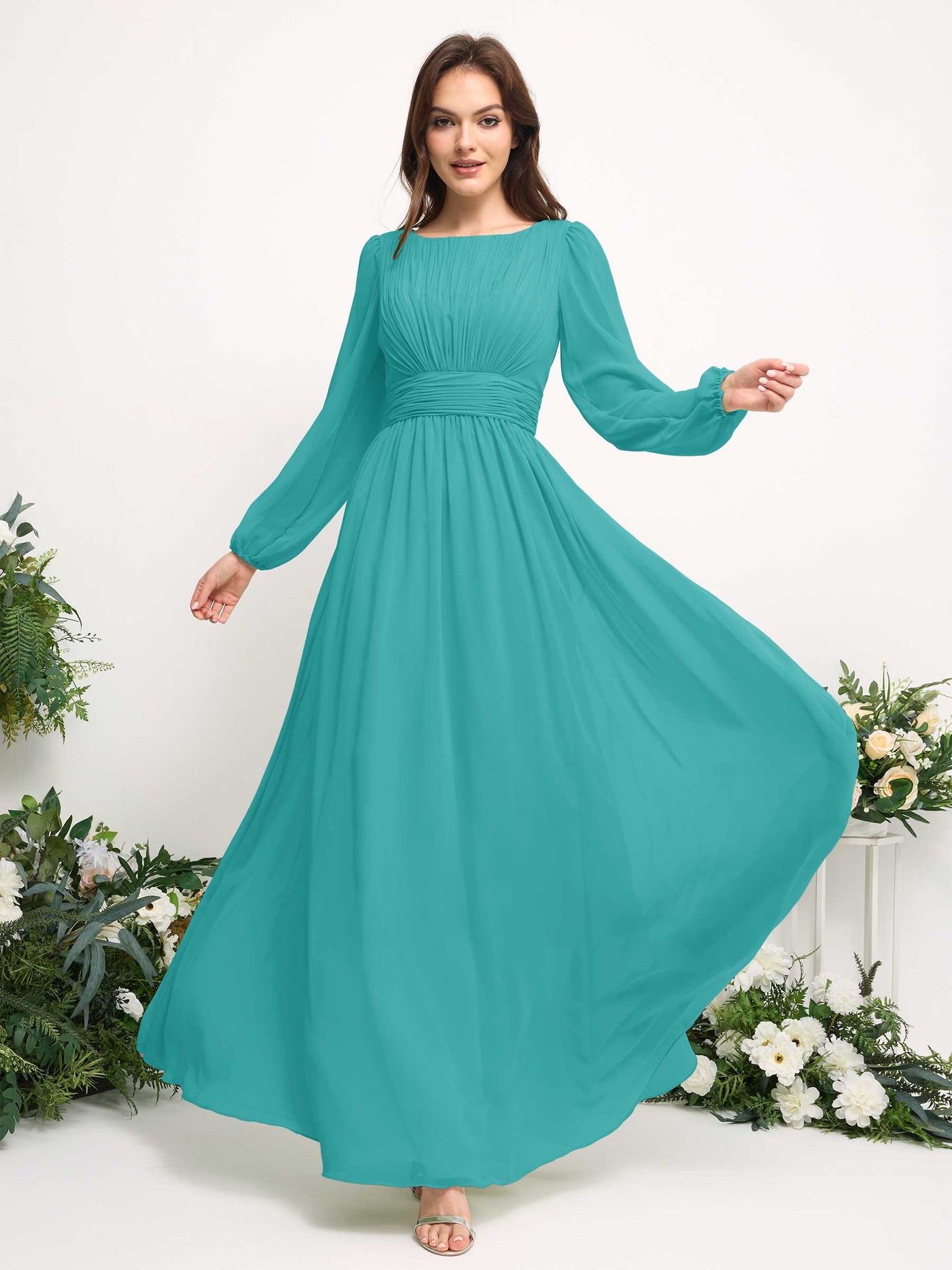 Carlyna Vestido línea A de gasa escote bandeja manga larga para dama de honor Turquesa #color_turquesa