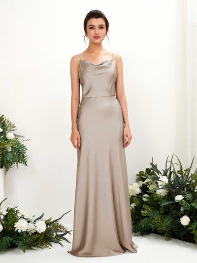 Carlyna Vestido línea A escote drapeado hasta el suelo dama de honor Taupe #color_taupe