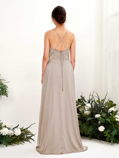 Carlyna Vestido Línea A Escote drapeado Largo hasta el suelo con hendidura Vestido de dama de honor Taupe #color_taupe