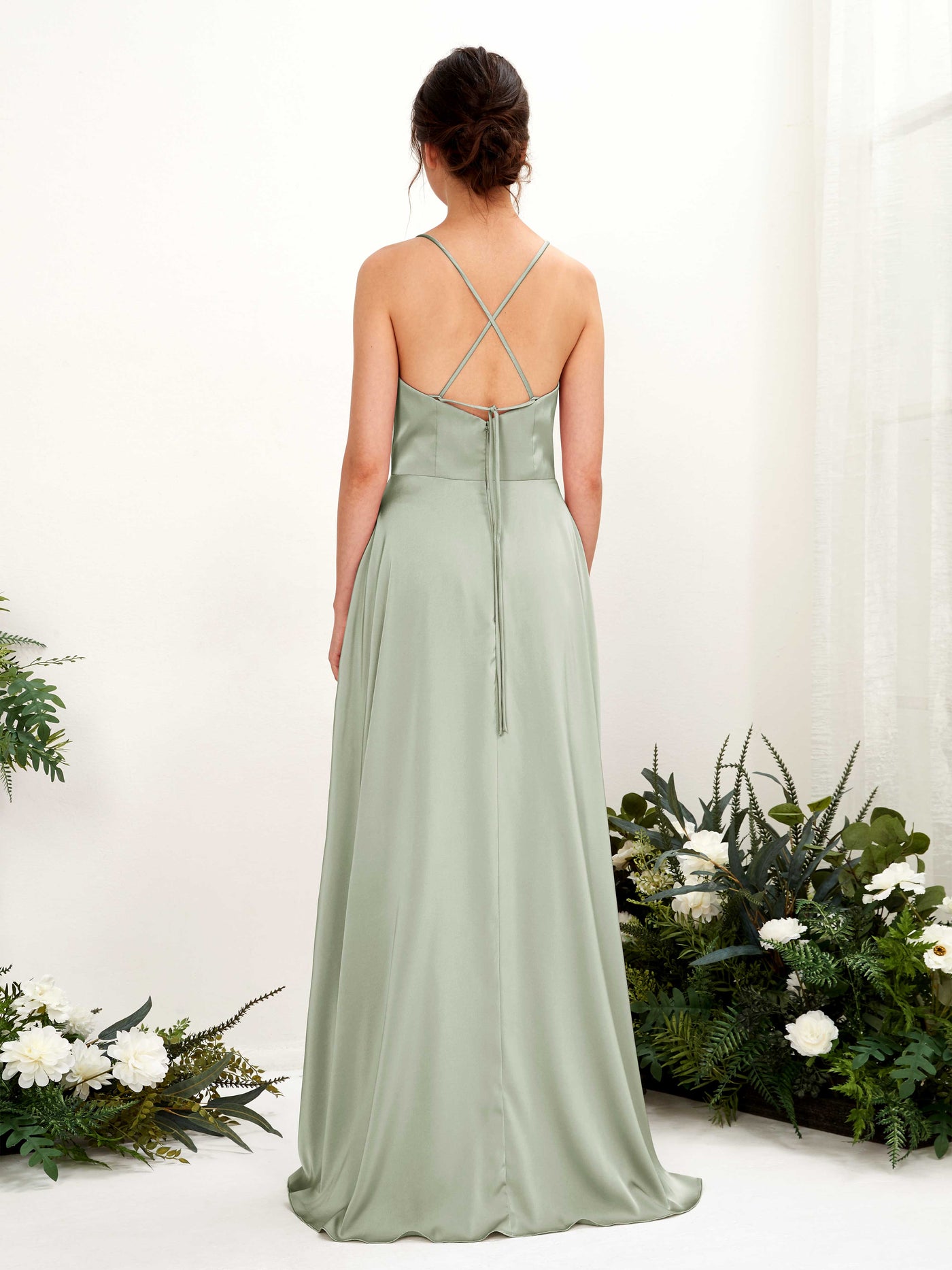 Carlyna Vestido Línea A Escote drapeado Largo hasta el suelo con hendidura Vestido de dama de honor Verde Salvia #color_verde-salvia