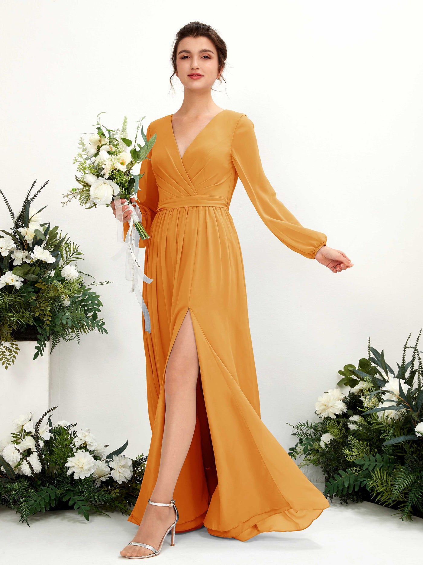 Carlyna Vestido línea A escote en V abertura pierna manga larga hasta el suelo dama de honor Mango #color_mango