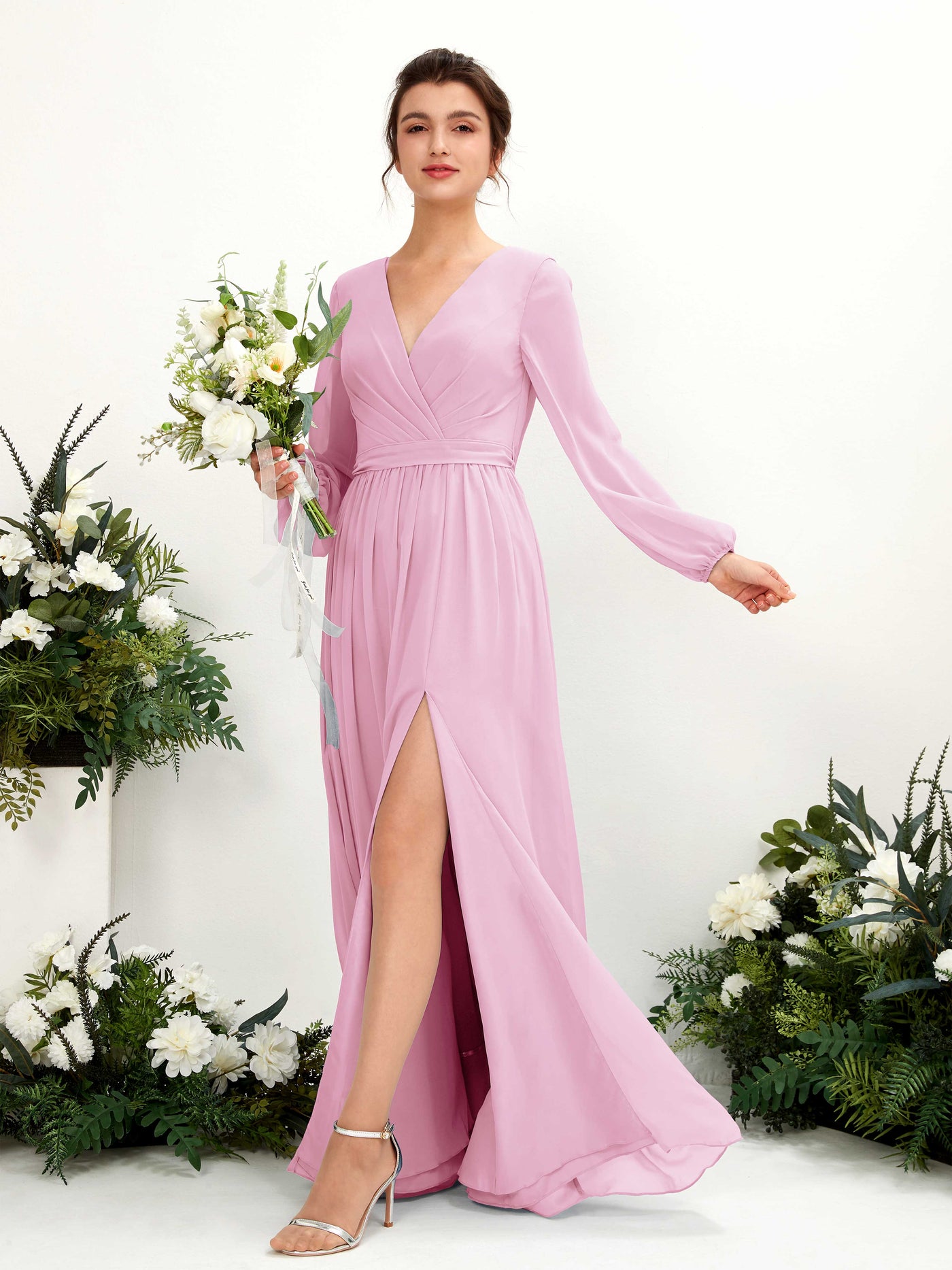 Carlyna Vestido línea A escote en V abertura pierna manga larga hasta el suelo dama de honor Rosa Caramelo #color_rosa-caramelo