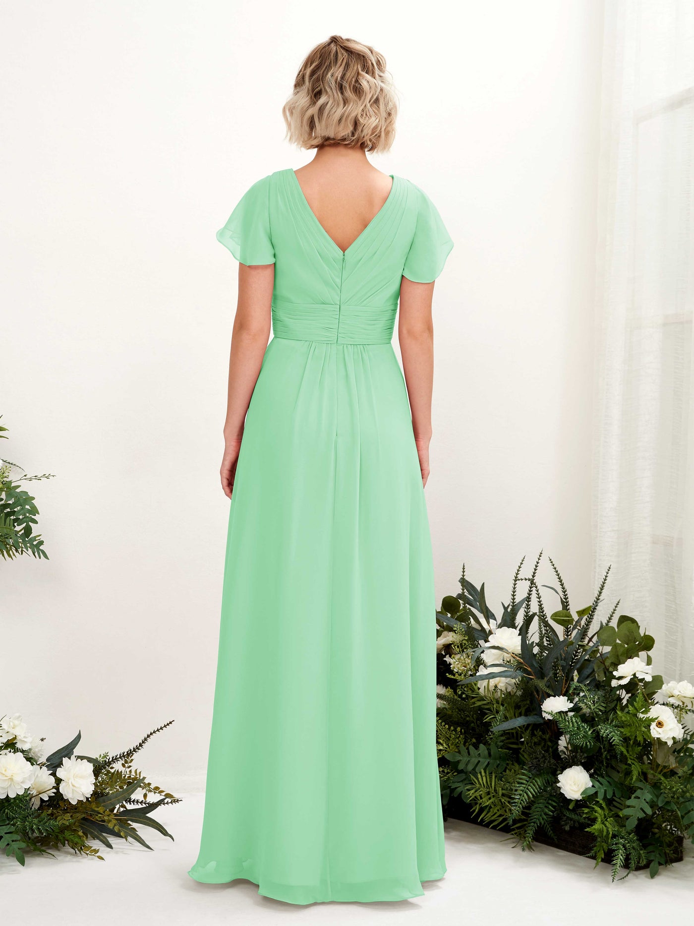 Carlyna Vestido línea A escote en V escote cruzado manga con vuelo hasta el suelo Verde Menta #color_verde-menta