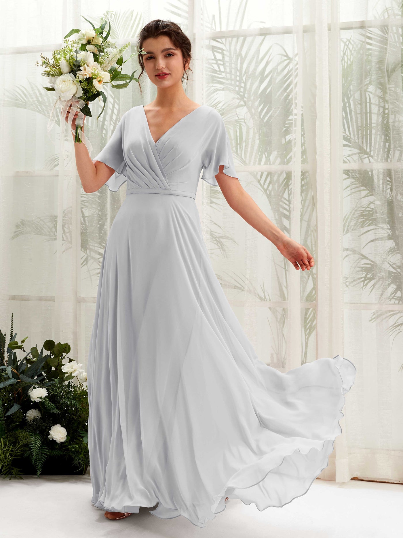 Carlyna Vestido Línea A Escote en V Escote cruzado Manga con vuelo Hasta el suelo Vestidos de dama de honor Plata #color_plata