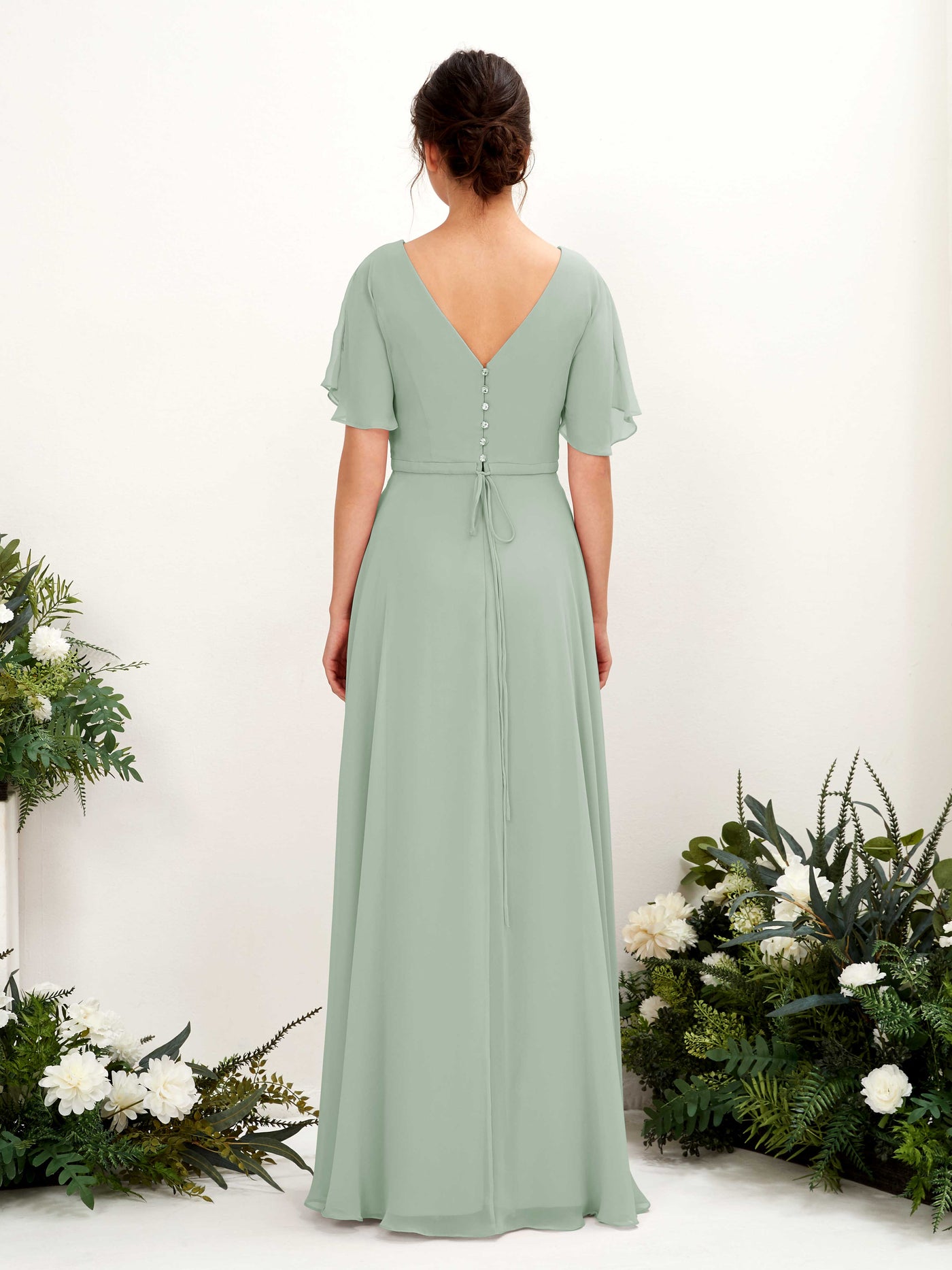 Carlyna Vestido Línea A Escote en V Escote cruzado Manga con vuelo Hasta el suelo Vestidos de dama de honor Verde Salvia #color_verde-salvia