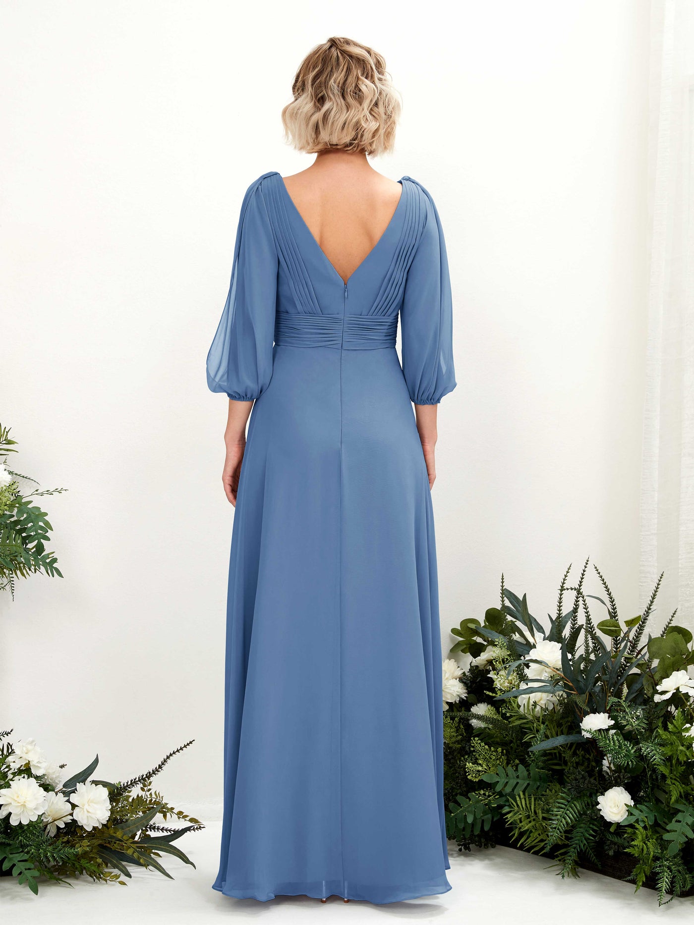 Carlyna Vestido Línea A Escote en V Escote cruzado Manga tres cuartos Hasta el suelo Vestidos de dama de honor Azul polvoriento #color_azul-polvoriento