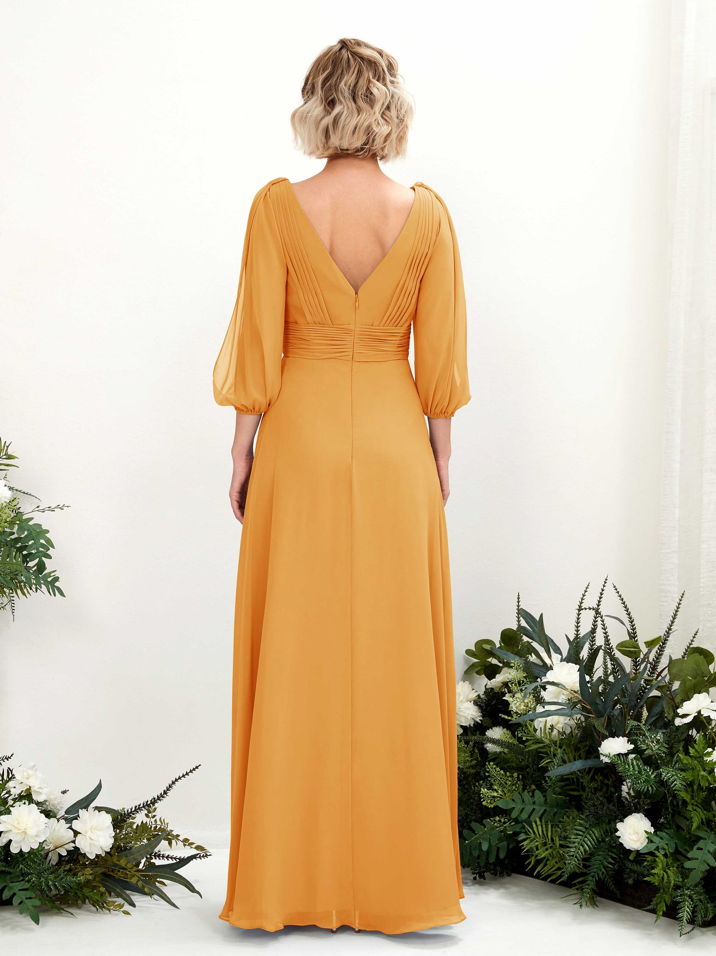 Carlyna Vestido Línea A Escote en V Escote cruzado Manga tres cuartos Hasta el suelo Vestidos de dama de honor Mango #color_mango