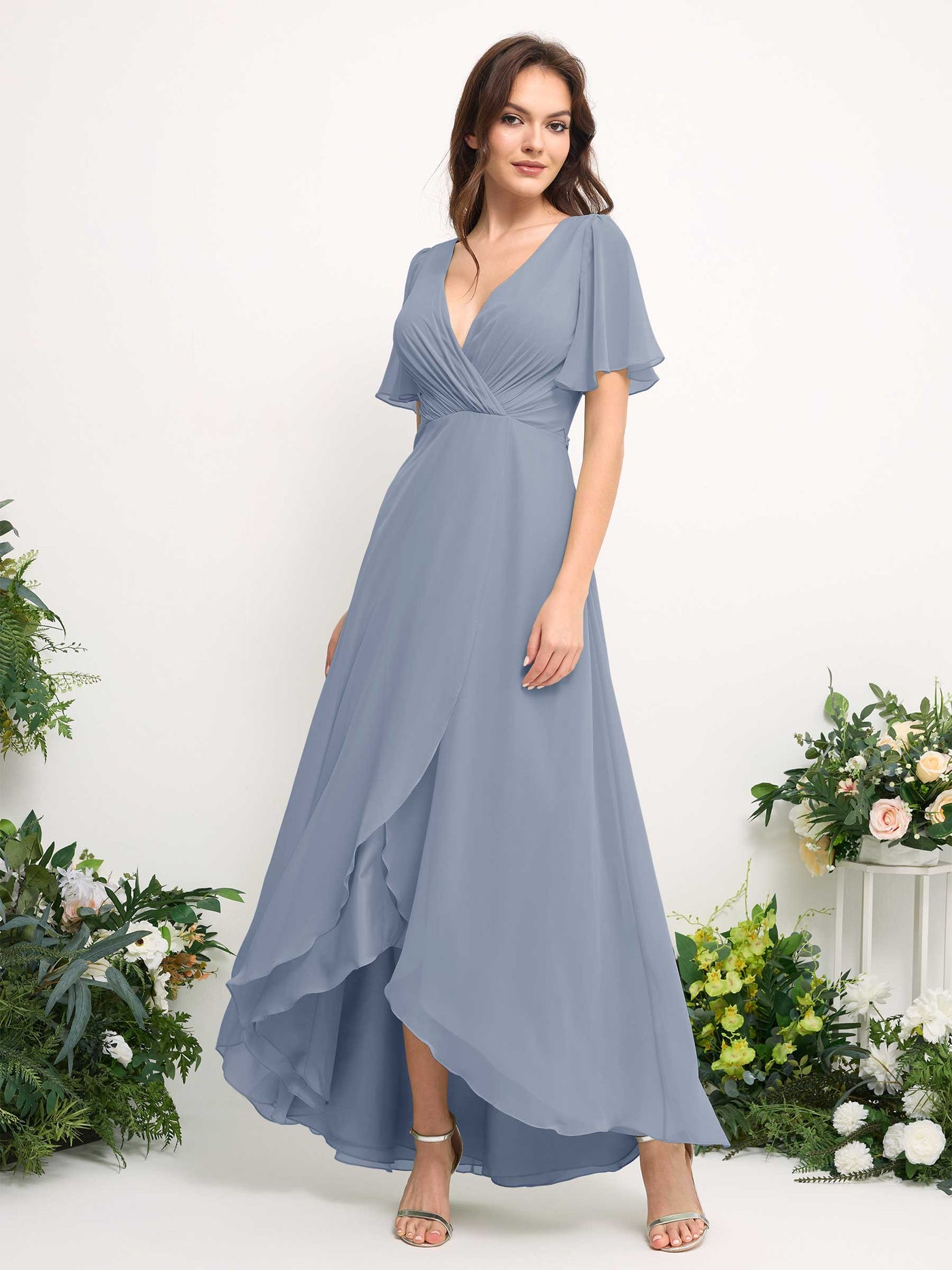 Carlyna Vestido línea A escote en V gasa hasta el suelo dama de honor Azul Empolvado Mejorado #color_azul-empolvado-mejorado