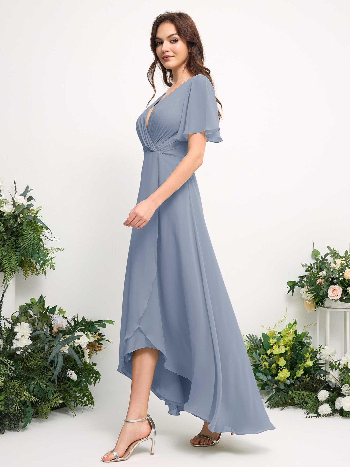 Carlyna Vestido línea A escote en V gasa hasta el suelo dama de honor Azul Empolvado Mejorado #color_azul-empolvado-mejorado
