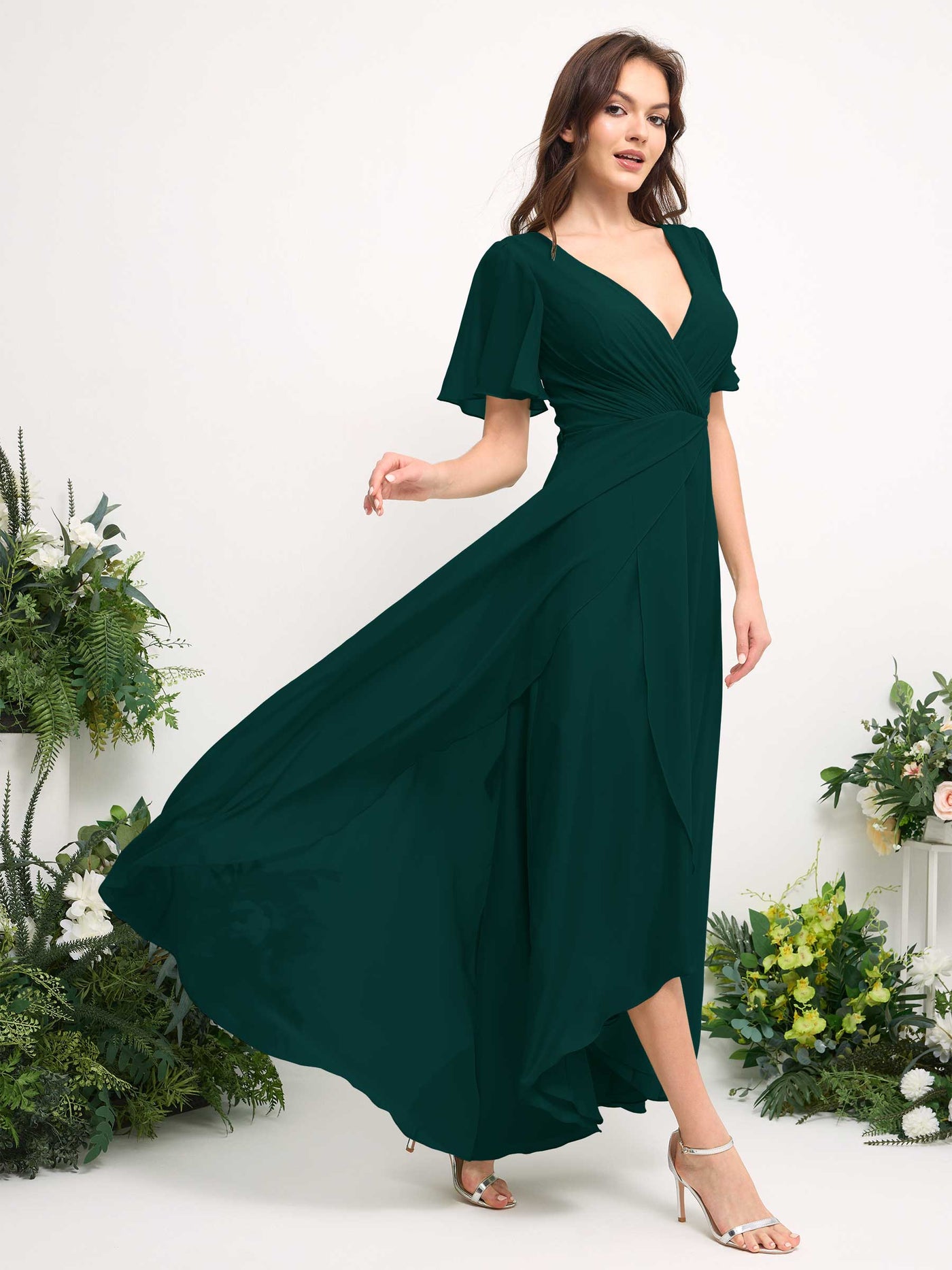 Carlyna Vestido línea A escote en V gasa hasta el suelo dama de honor Esmeralda Oscuro #color_esmeralda-oscuro