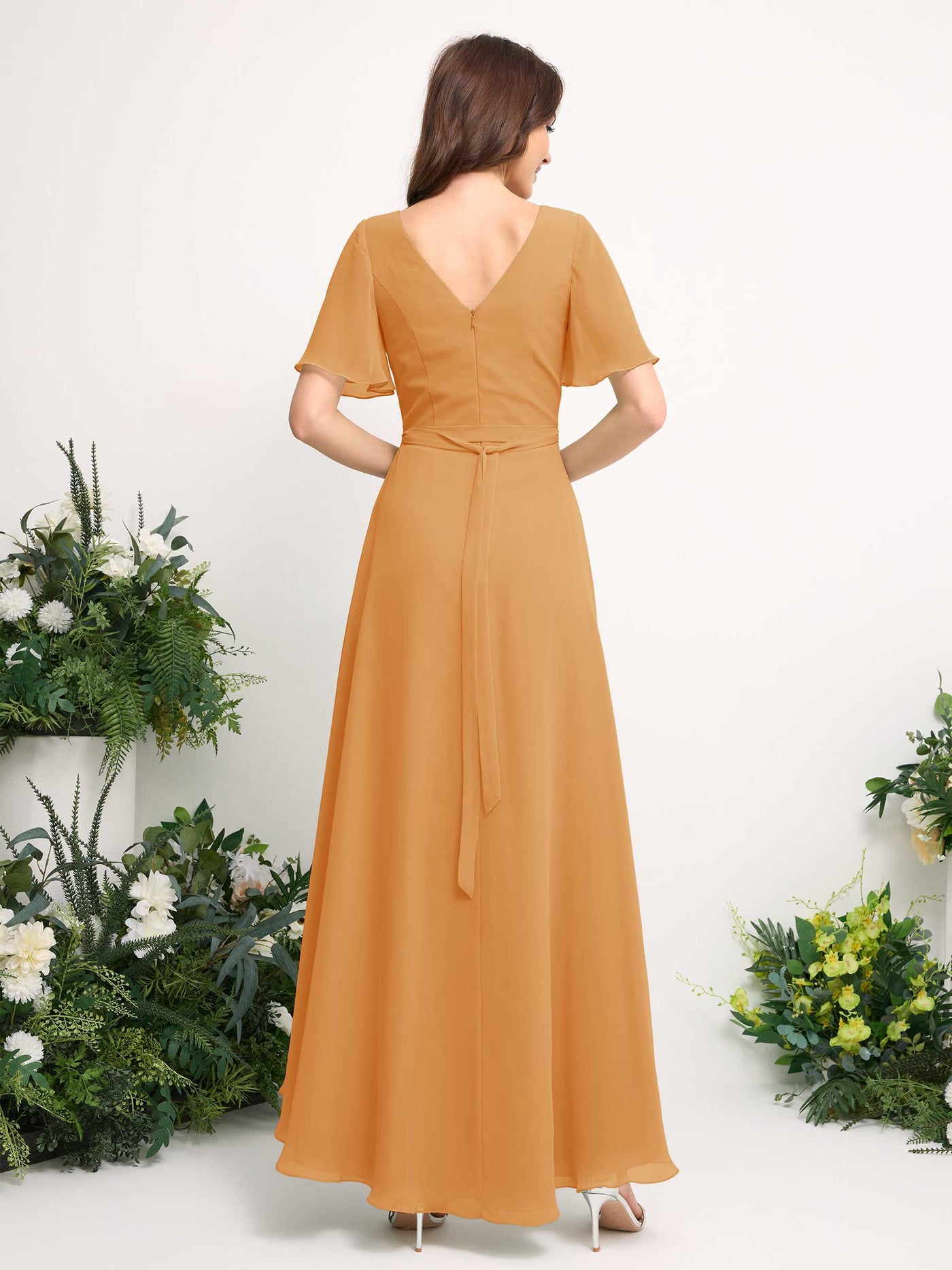 Carlyna Vestido línea A escote en V gasa hasta el suelo dama de honor Mango #color_mango
