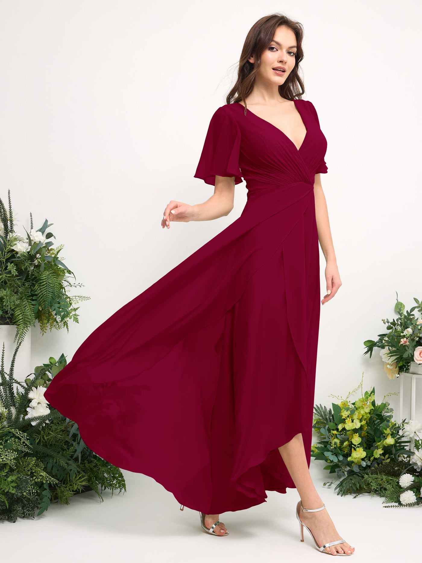 Carlyna Vestido línea A escote en V gasa hasta el suelo dama de honor Rojo Bufón #color_rojo-buf-n