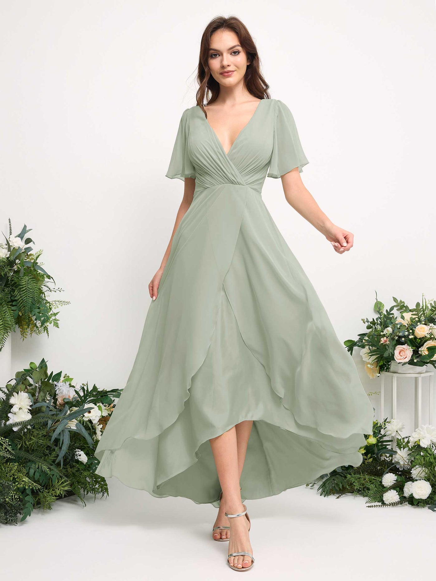 Carlyna Vestido línea A escote en V gasa hasta el suelo dama de honor Verde Salvia #color_verde-salvia