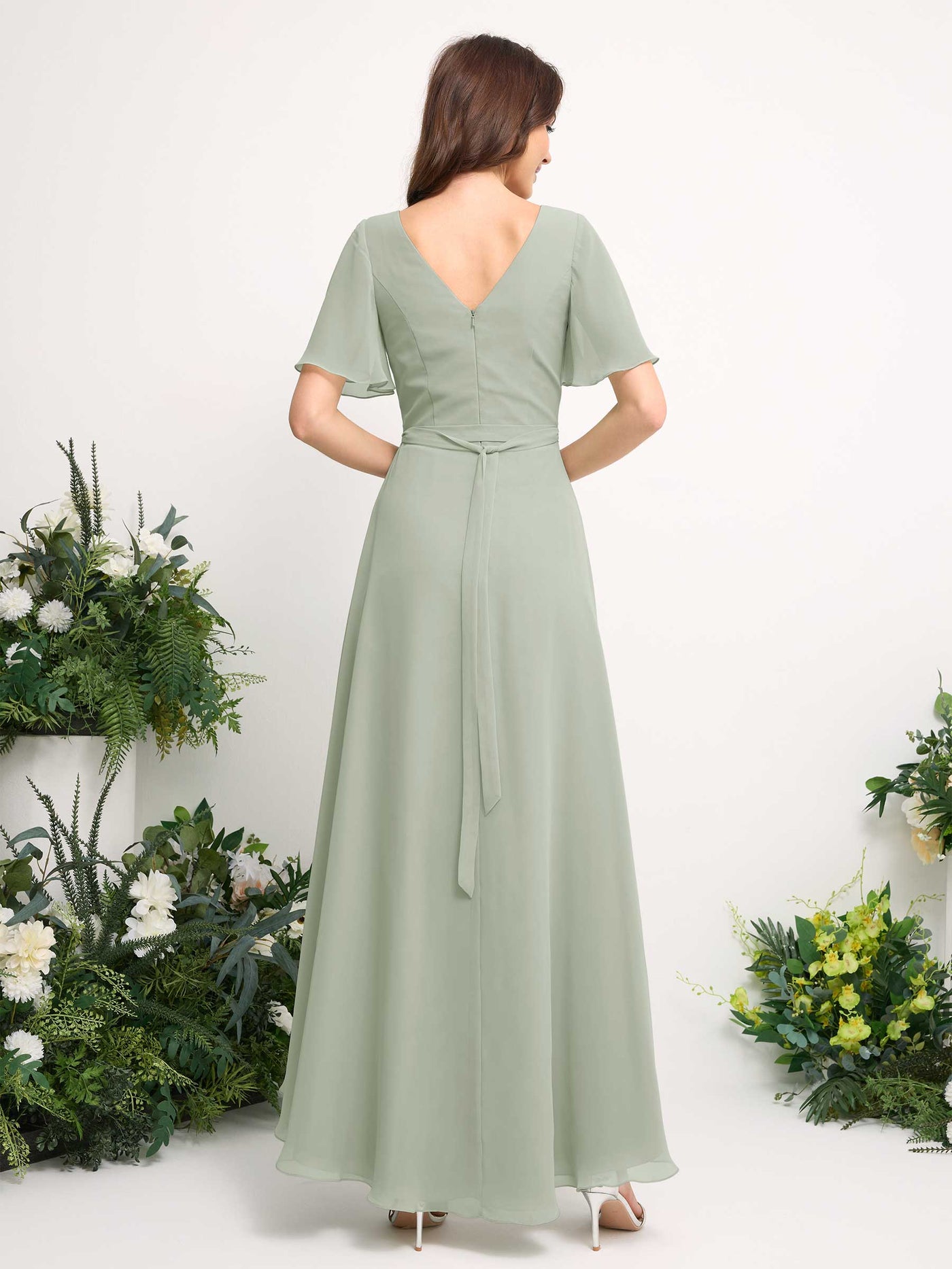 Carlyna Vestido línea A escote en V gasa hasta el suelo dama de honor Verde Salvia #color_verde-salvia
