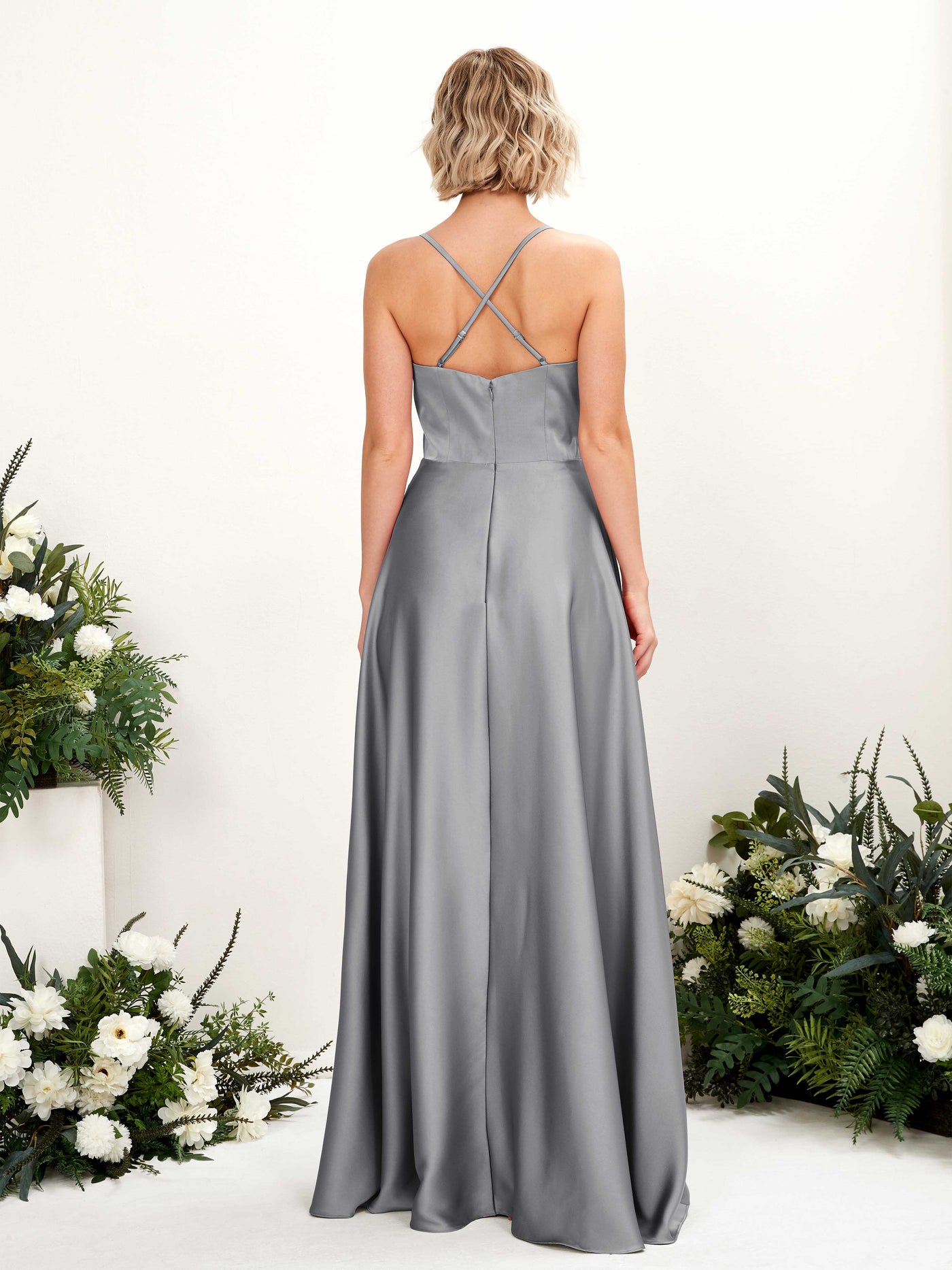 Carlyna Vestido línea A escote en V hasta el suelo dama de honor Gris Acero #color_gris-acero
