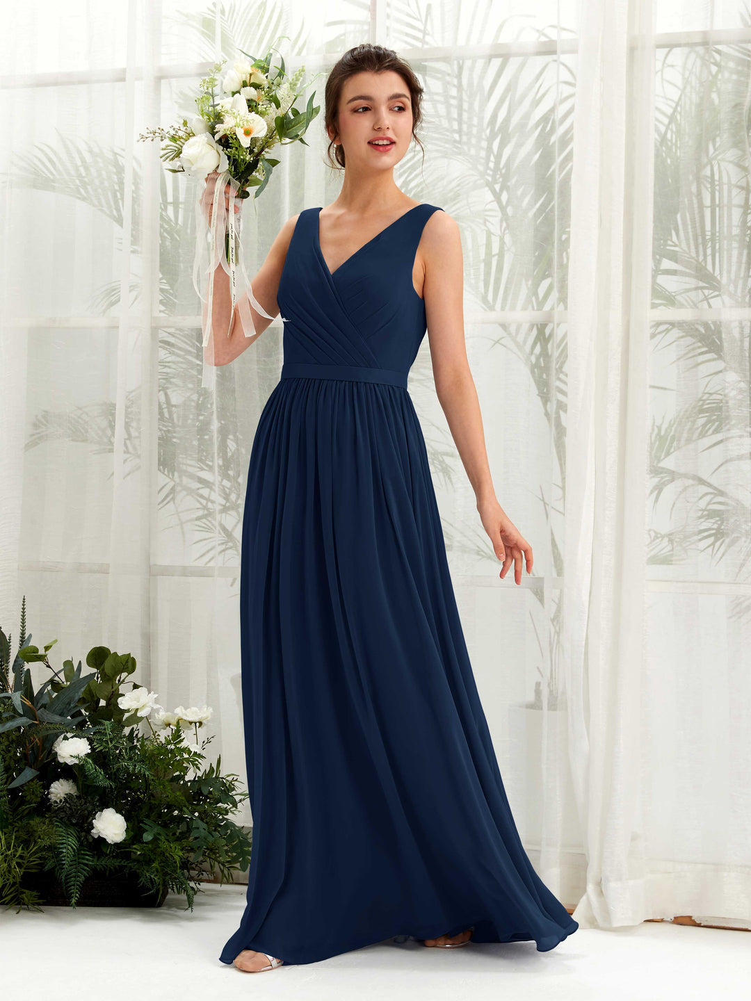Carlyna Vestido línea A escote en V hasta el suelo fruncido dama de honor Azul Marino 