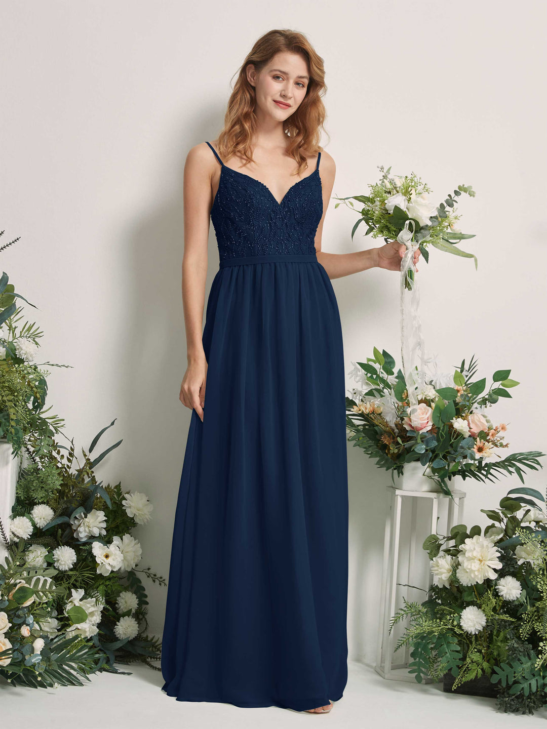 Carlyna Vestido Línea A Escote en V Hasta el suelo Fruncido Dama de honor Azul Marino 