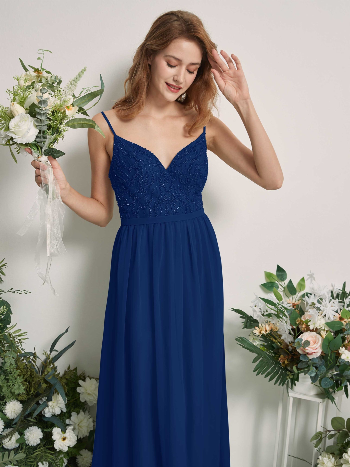 Carlyna Vestido Línea A Escote en V Hasta el suelo Fruncido Dama de honor Azul Real #color_azul-real