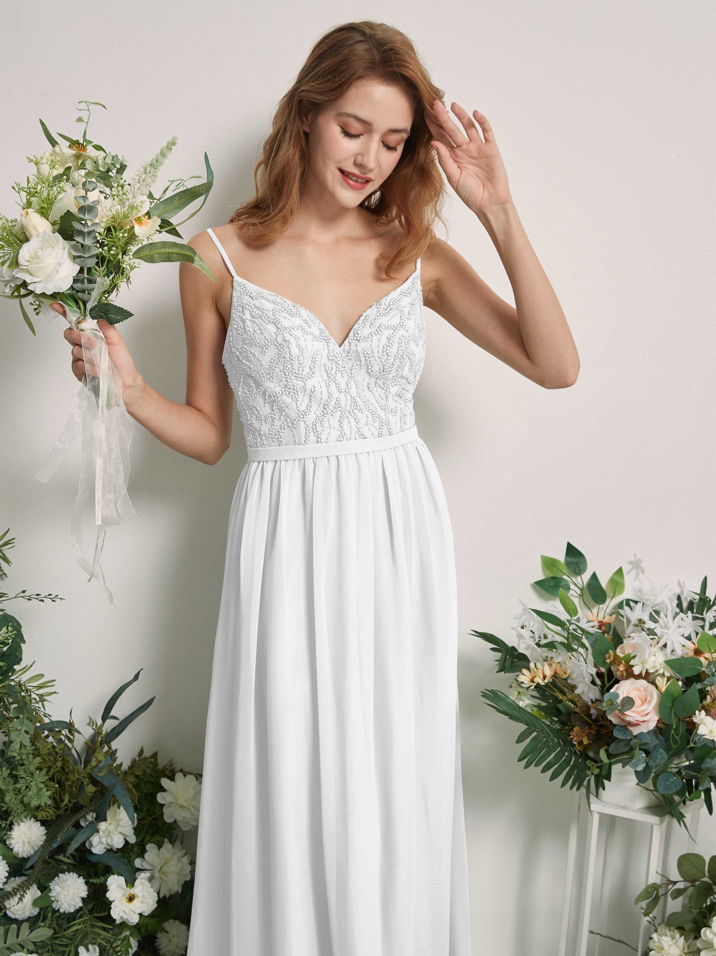 Carlyna Vestido Línea A Escote en V Hasta el suelo Fruncido Dama de honor Blanco #color_blanco
