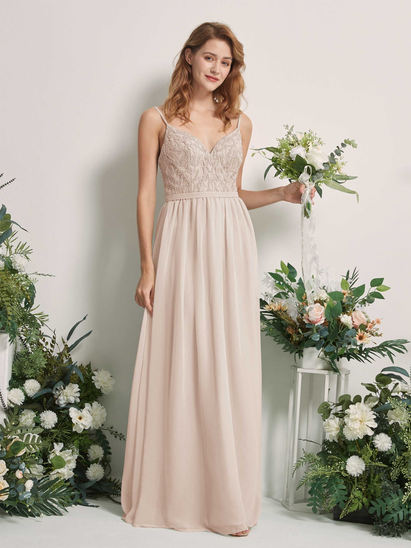 Carlyna Vestido Línea A Escote en V Hasta el suelo Fruncido Dama de honor Champán #color_champ-n