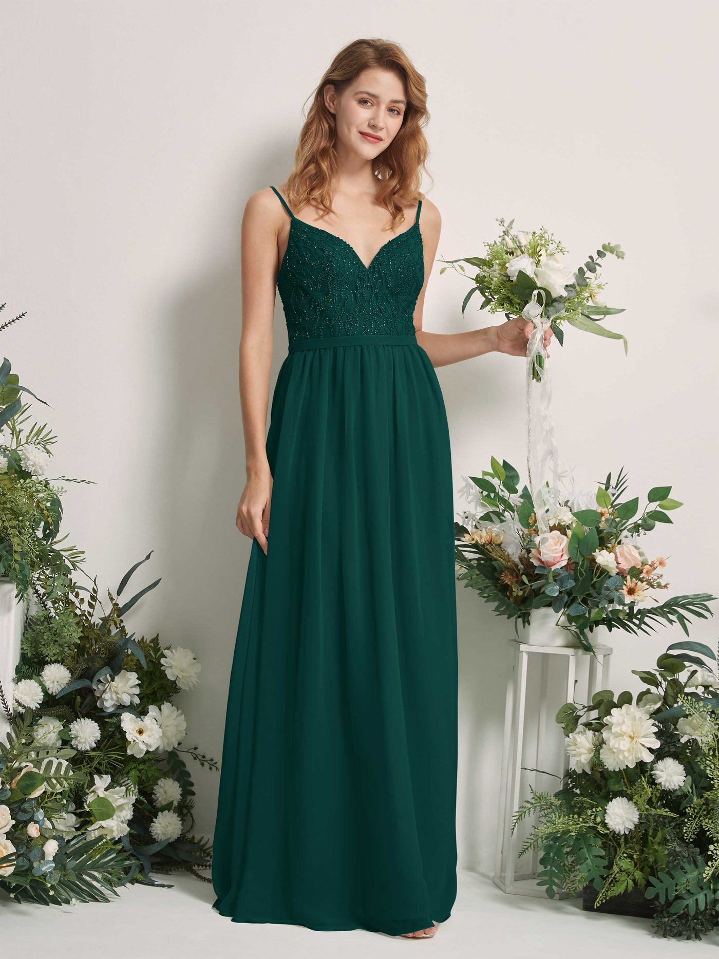 Carlyna Vestido Línea A Escote en V Hasta el suelo Fruncido Dama de honor Esmeralda Oscuro #color_esmeralda-oscuro