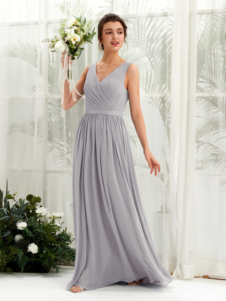 Carlyna Vestido línea A escote en V hasta el suelo fruncido dama de honor Gris Paloma 
