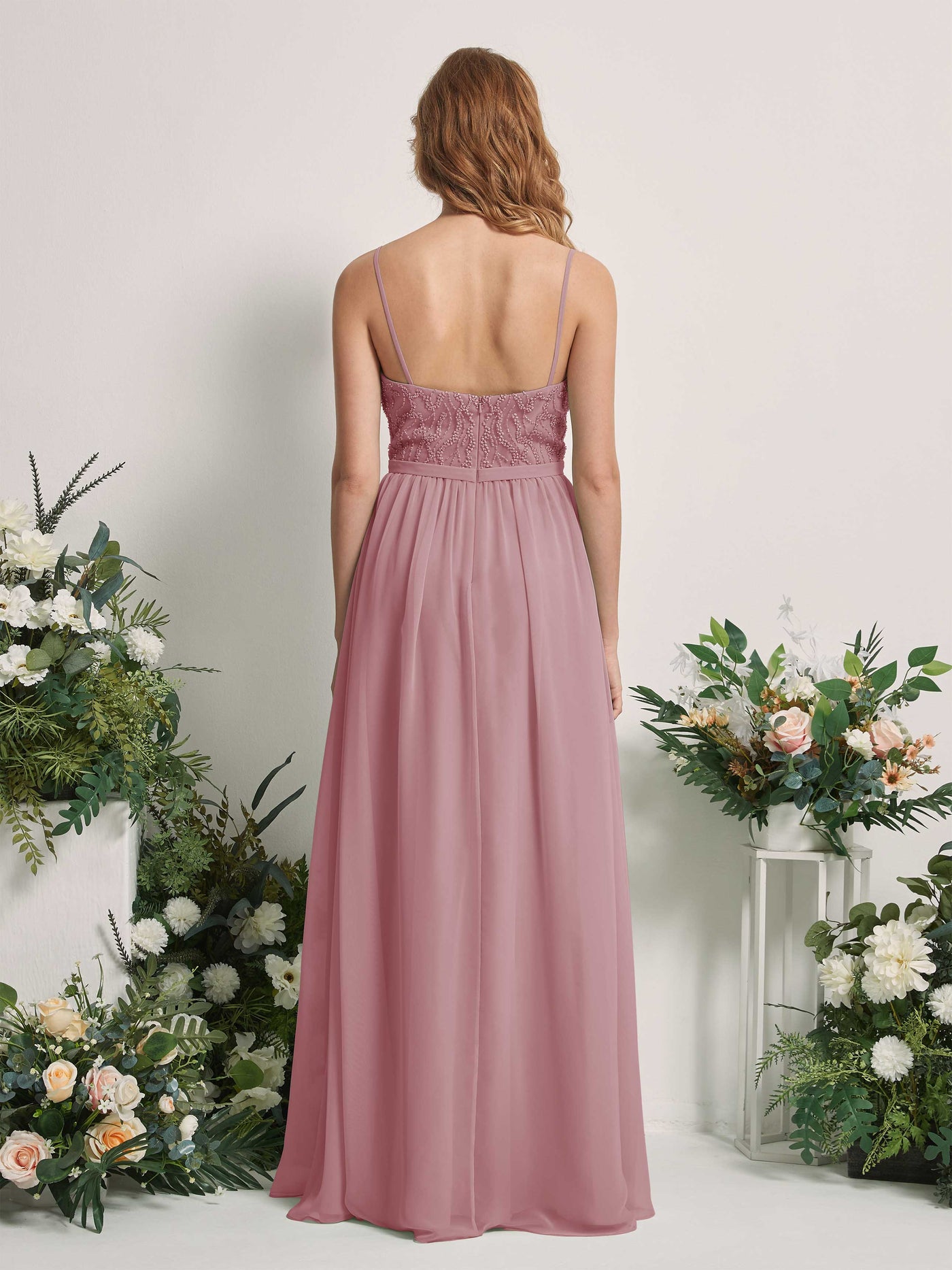 Carlyna Vestido Línea A Escote en V Hasta el suelo Fruncido Dama de honor Malva Clásico #color_malva-cl-sico